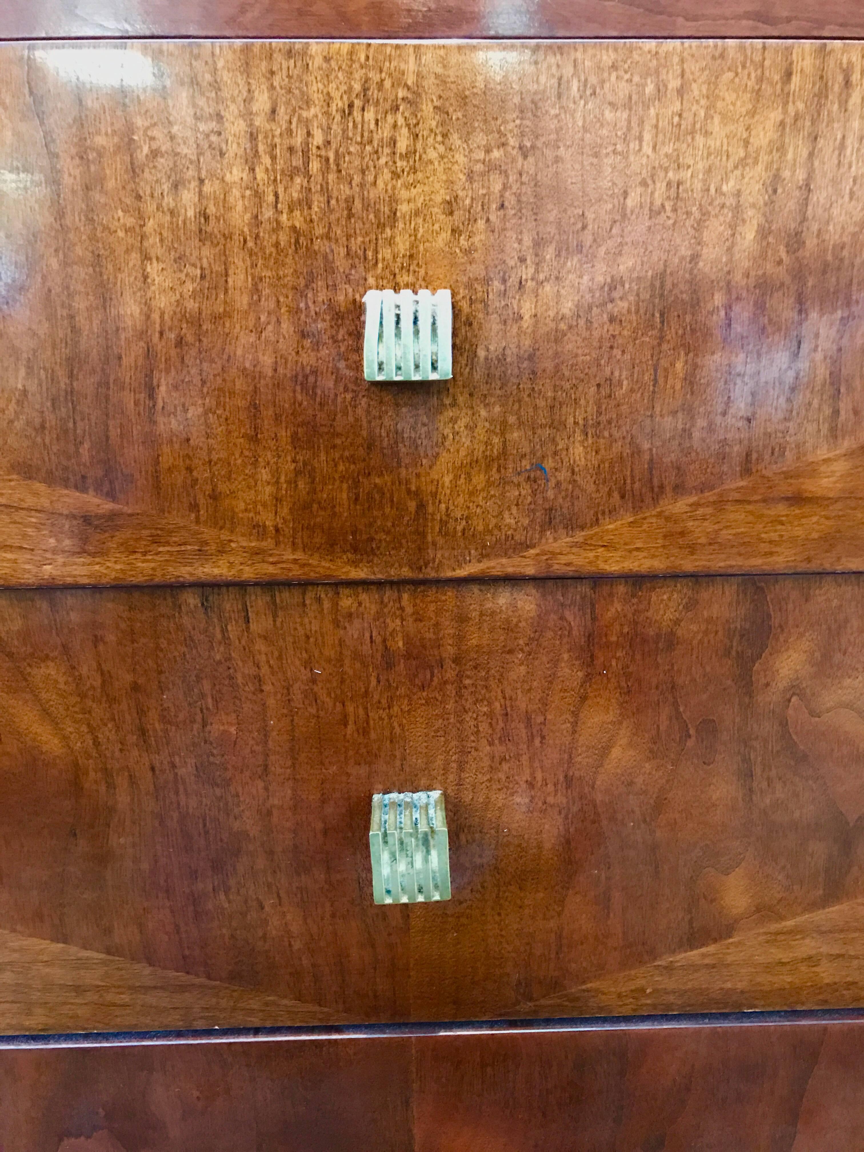 Late 20th Century Pair of Henredon Display Cabinets Vitrines