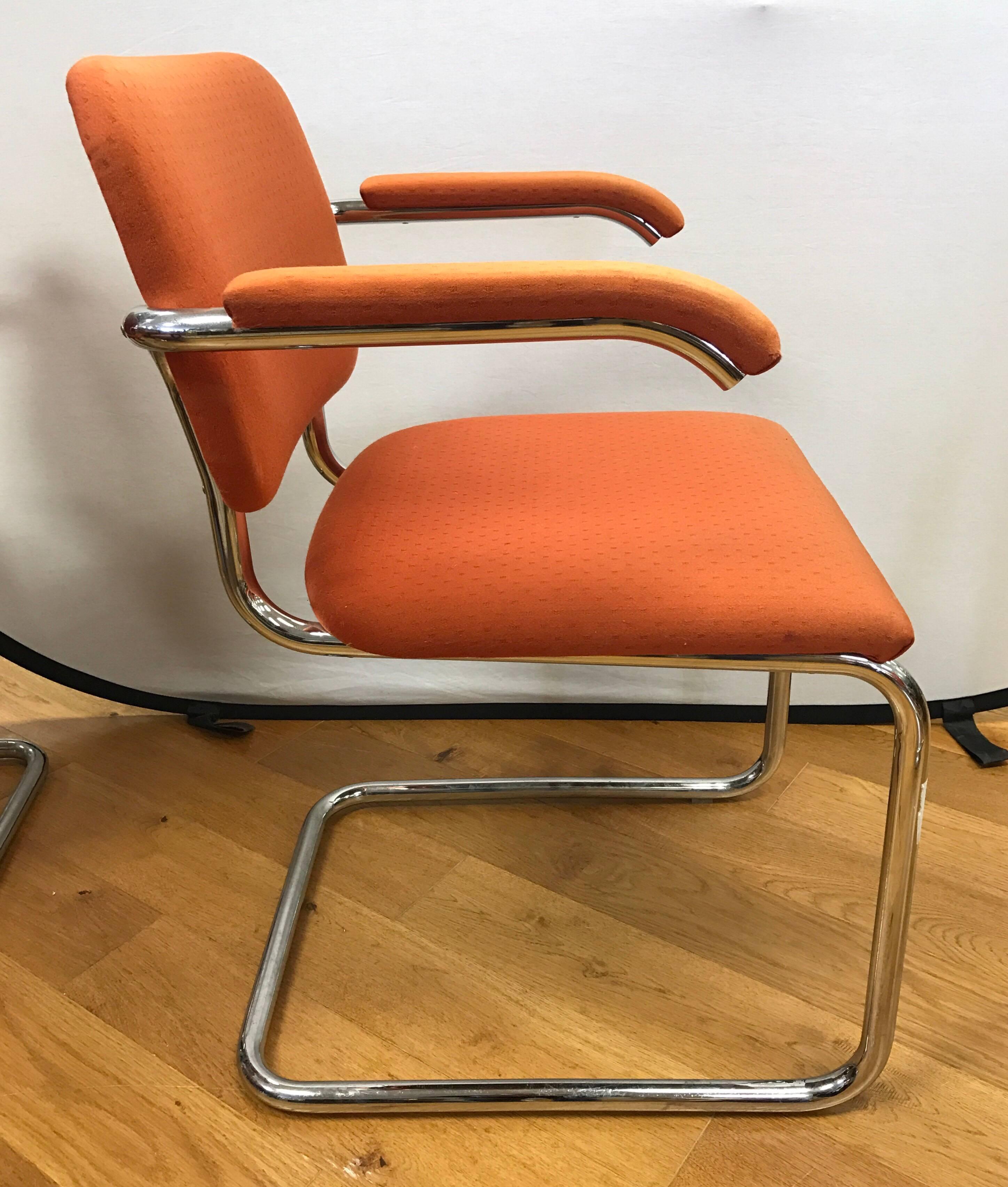 Set of Three Midcentury Knoll Chrome Cantilever Chairs In Good Condition In West Hartford, CT