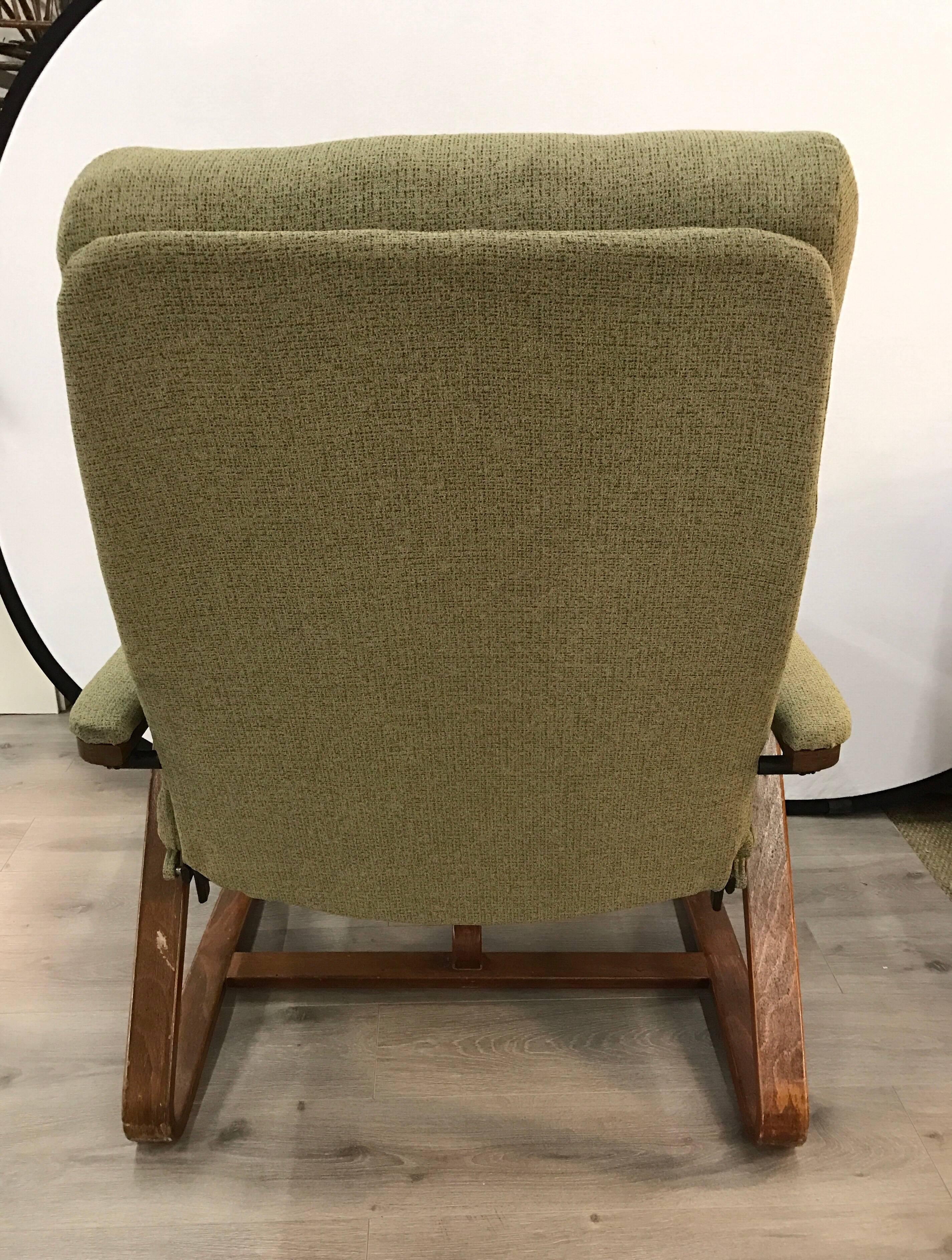 Fabric Mid-Century Modern Bentwood Recliner Reclining Lounge Chair