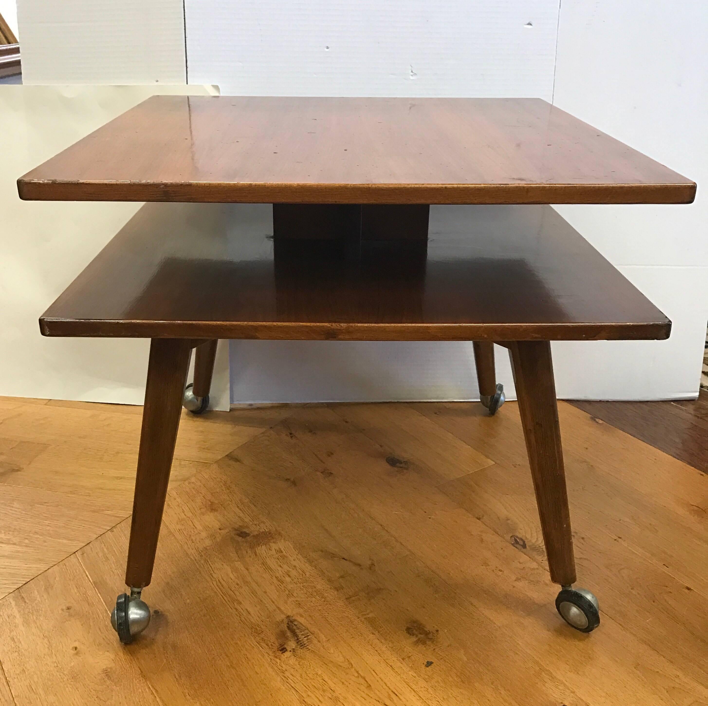 Swedish DUX Midcentury Two-Tiered Table In Excellent Condition In West Hartford, CT