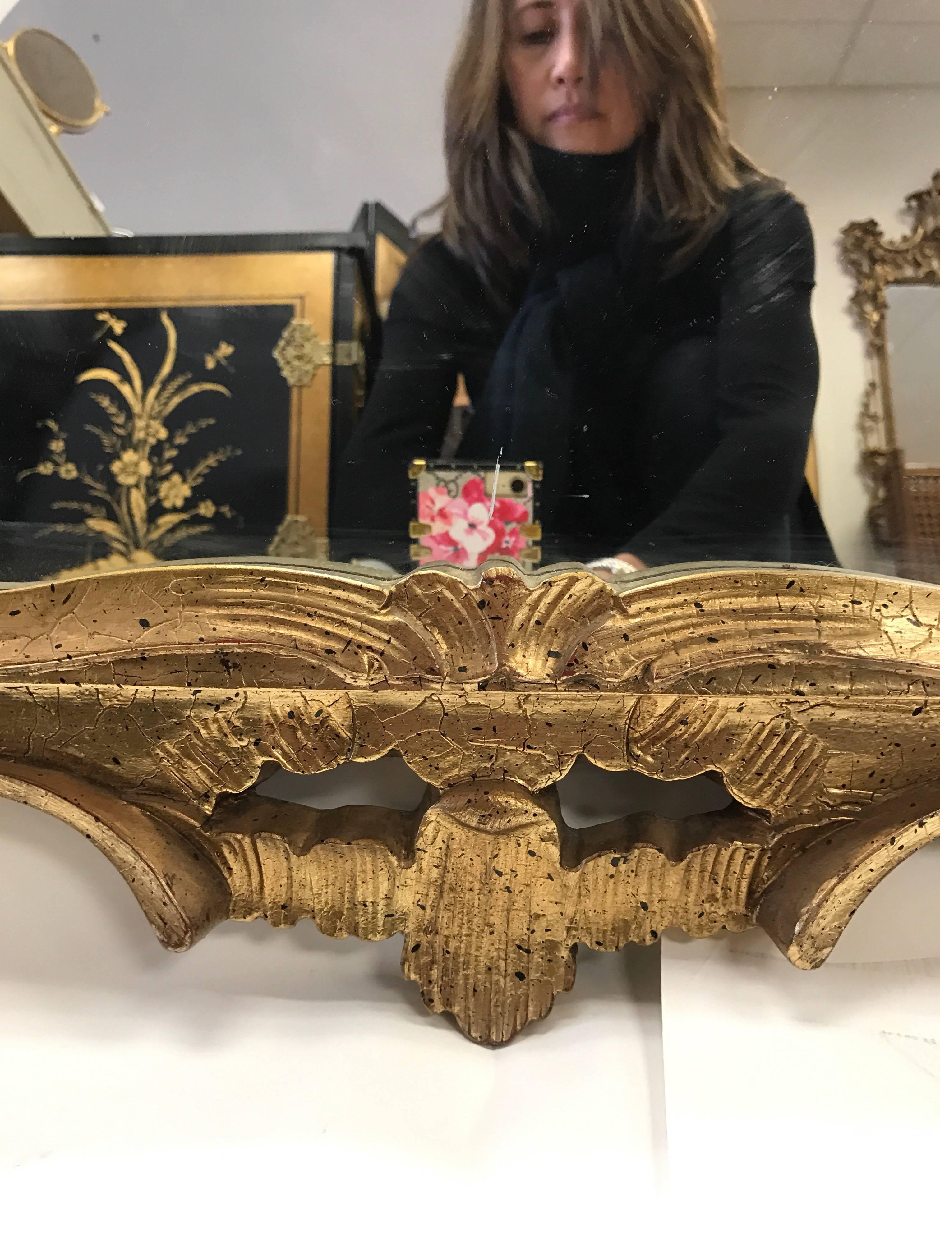 French Gold Scroll Giltwood Mirror In Excellent Condition In West Hartford, CT