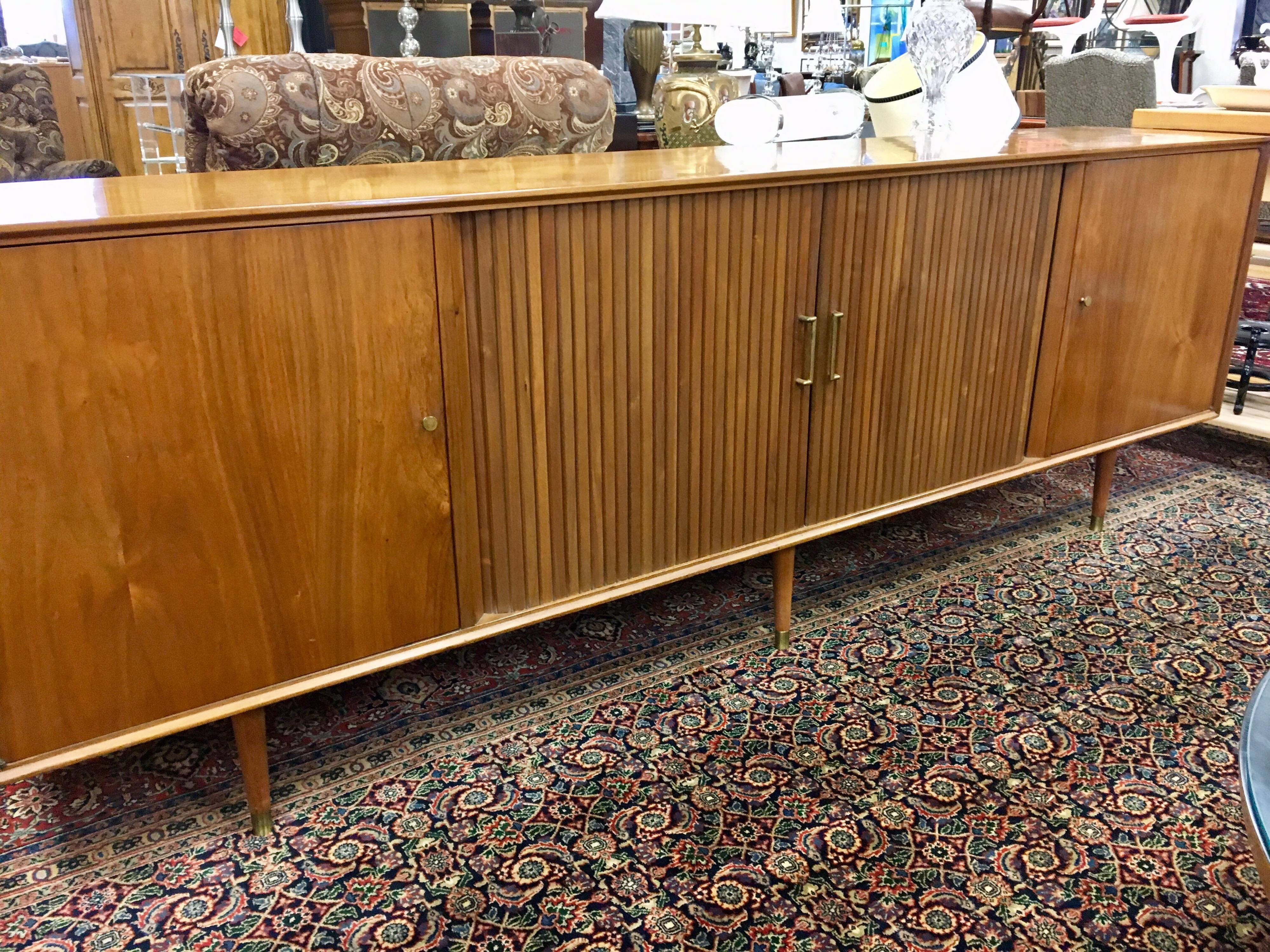 Mid-20th Century Mid Century Modern Furnette Buffet Credenza Bar Server Sideboard