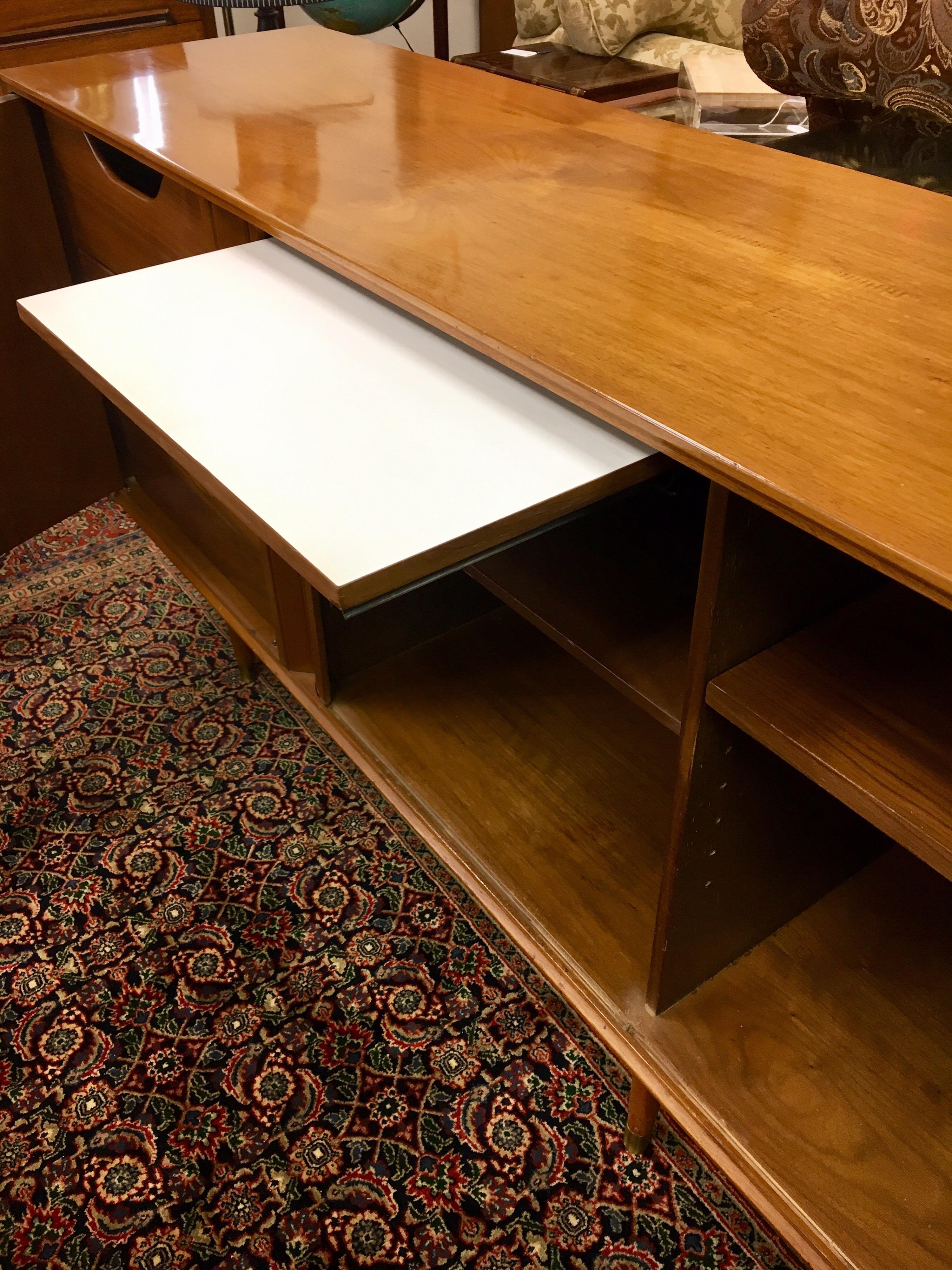 Mid Century Modern Furnette Buffet Credenza Bar Server Sideboard 4