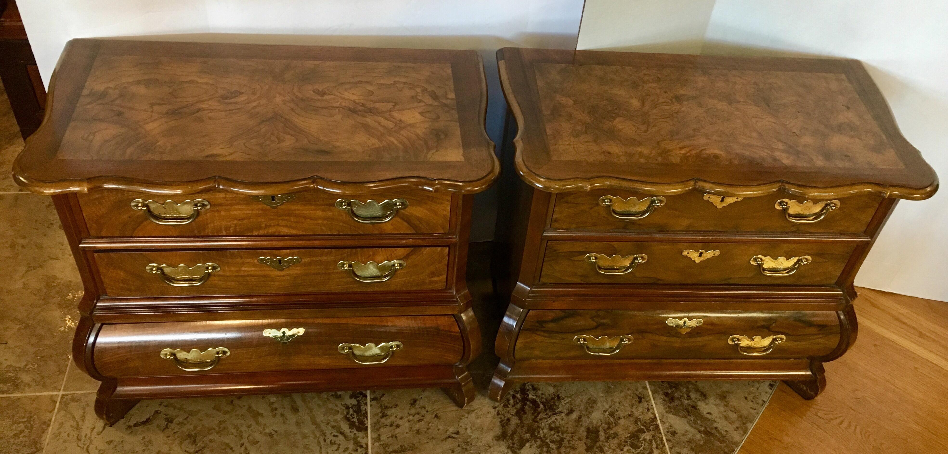 Baker Furniture Pair of Small Mahogany Dressers Nightstands Bombe Chests 1