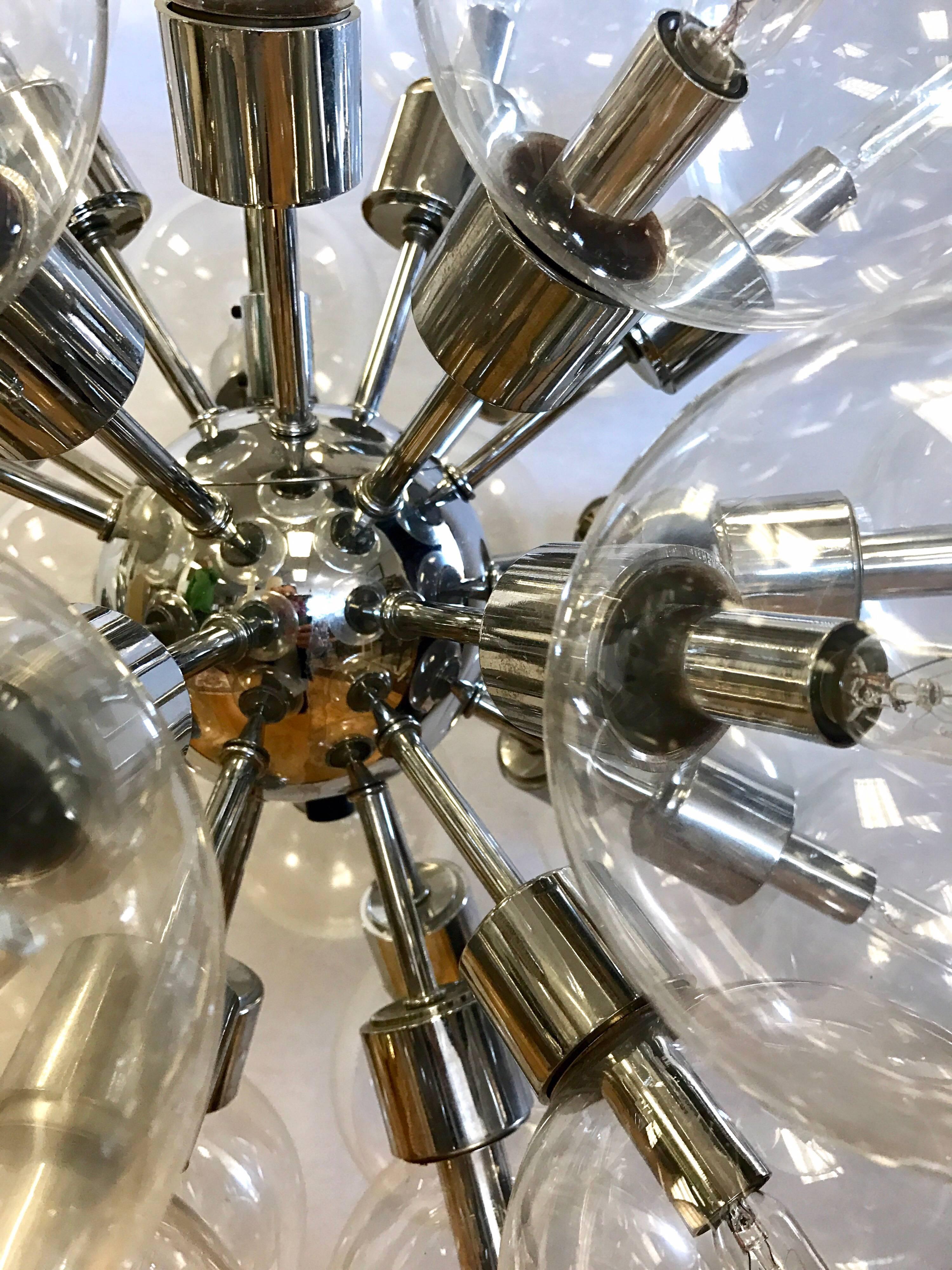 Glass Set of Three Lightolier 1960s Mid-Century Modern Sputnik Atomic Chandelier