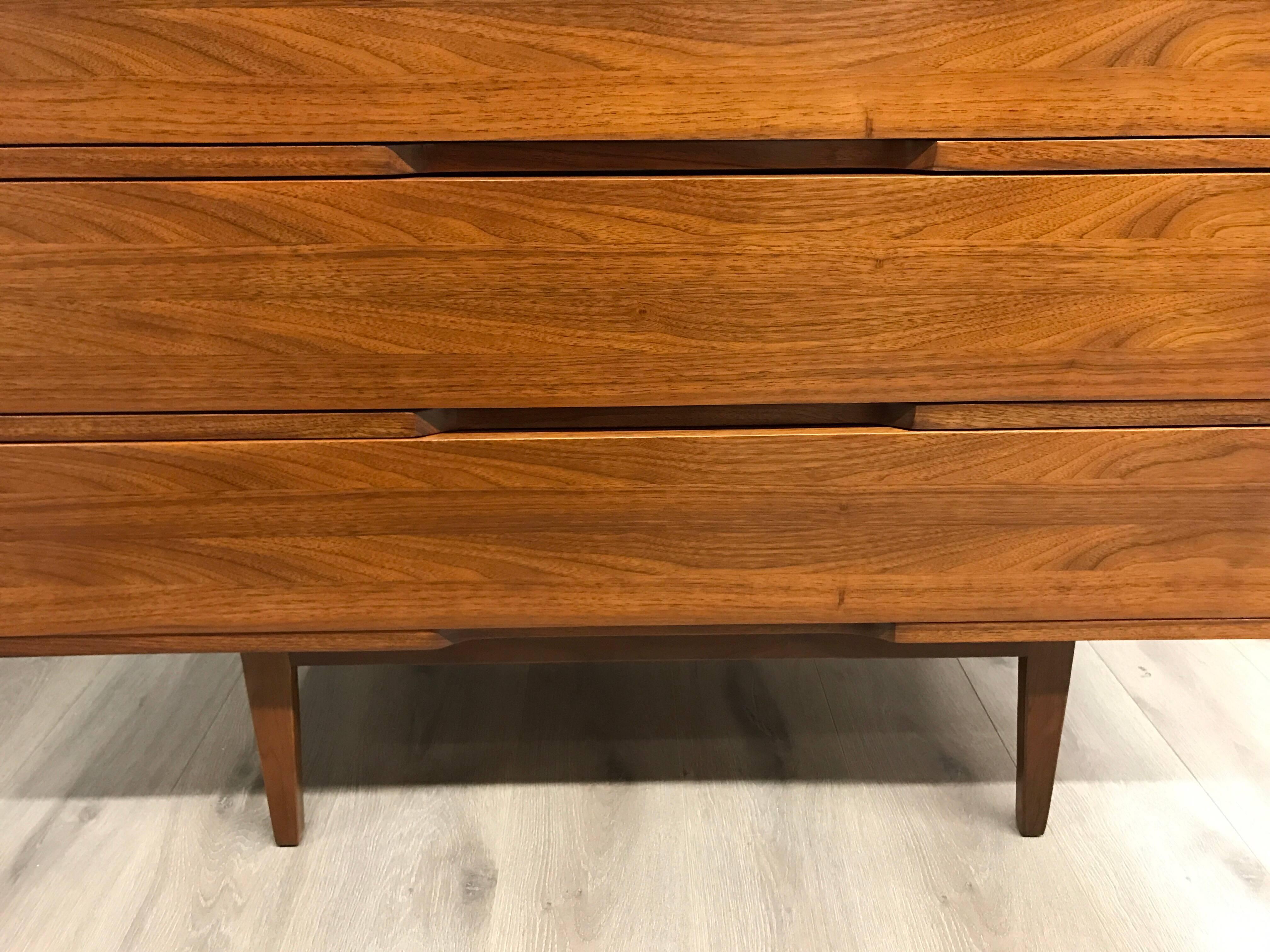Midcentury Danish Modern Dresser Chest of Drawers Perfect Size for Apartment 1