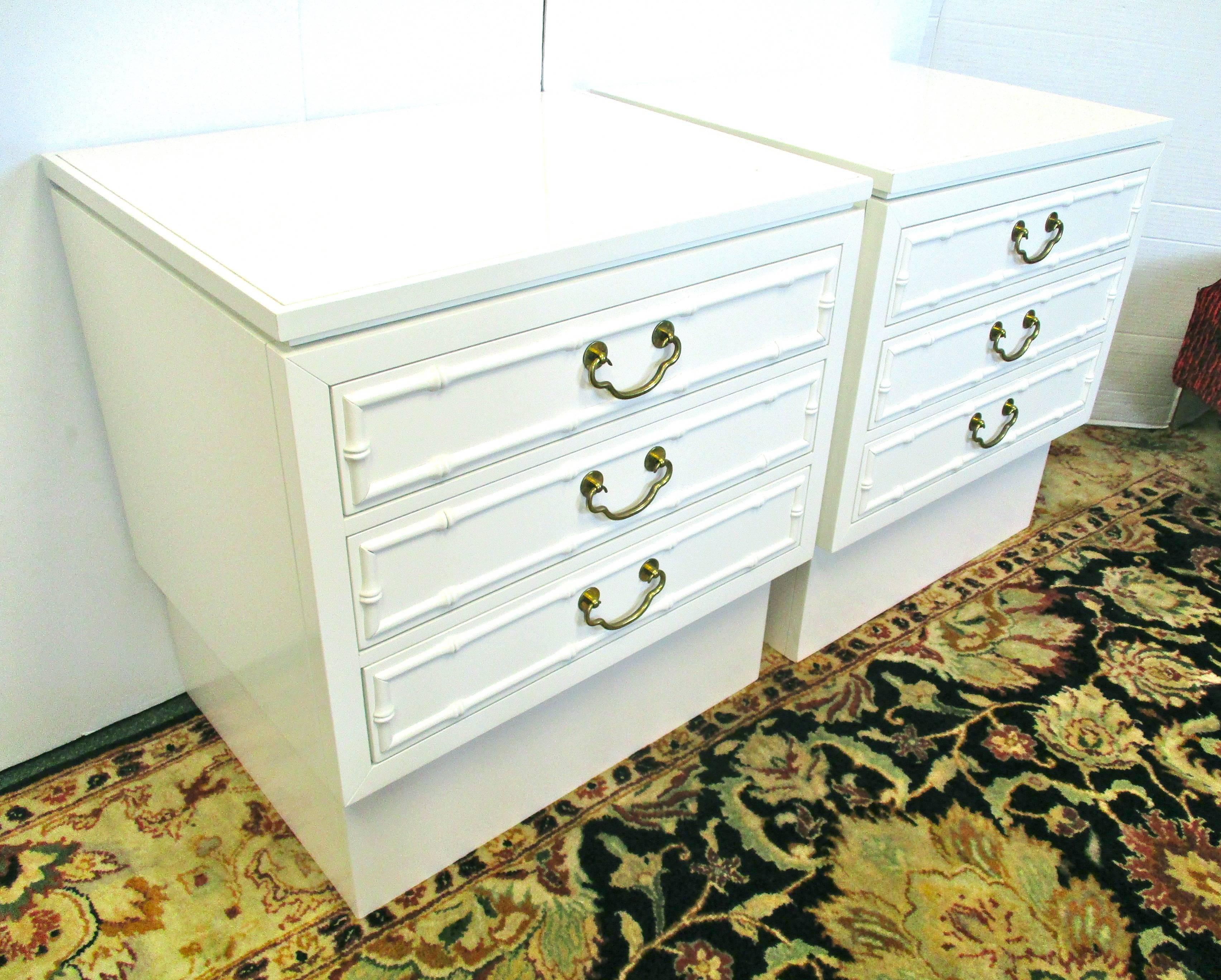 Mid-Century Modern Pair of White Lacquered Ficks Reed Nightstands