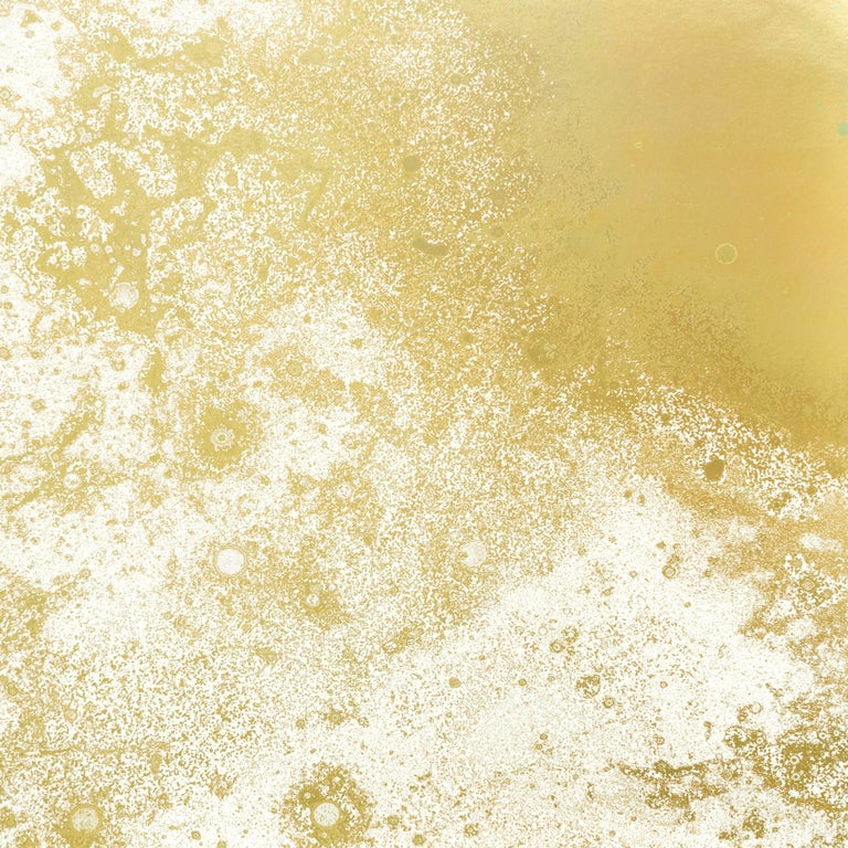 Gold Inverted Inverted Spaces Corona Wallpaper or Wall Mural in Gold Metallic For ...