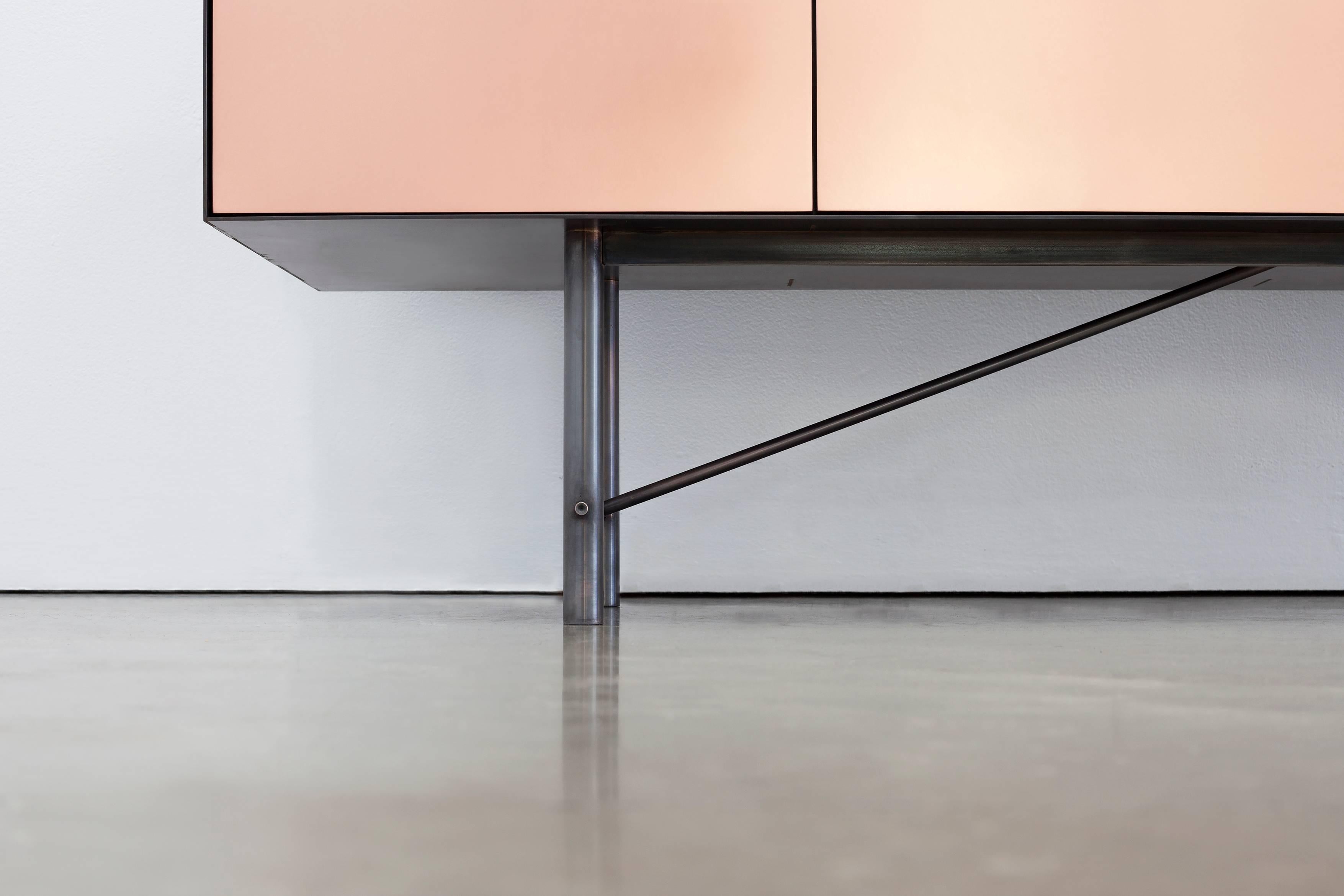 Mobile Credenza o Credenza Connect in lamiera d'acciaio satinata personalizzabile In condizioni Nuovo in vendita a Vancouver, BC