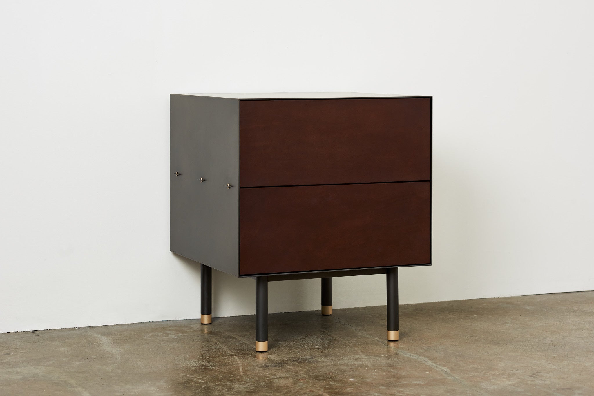 Connect Nightstand or Bed Table Customizable in Steel, Walnut and Leather