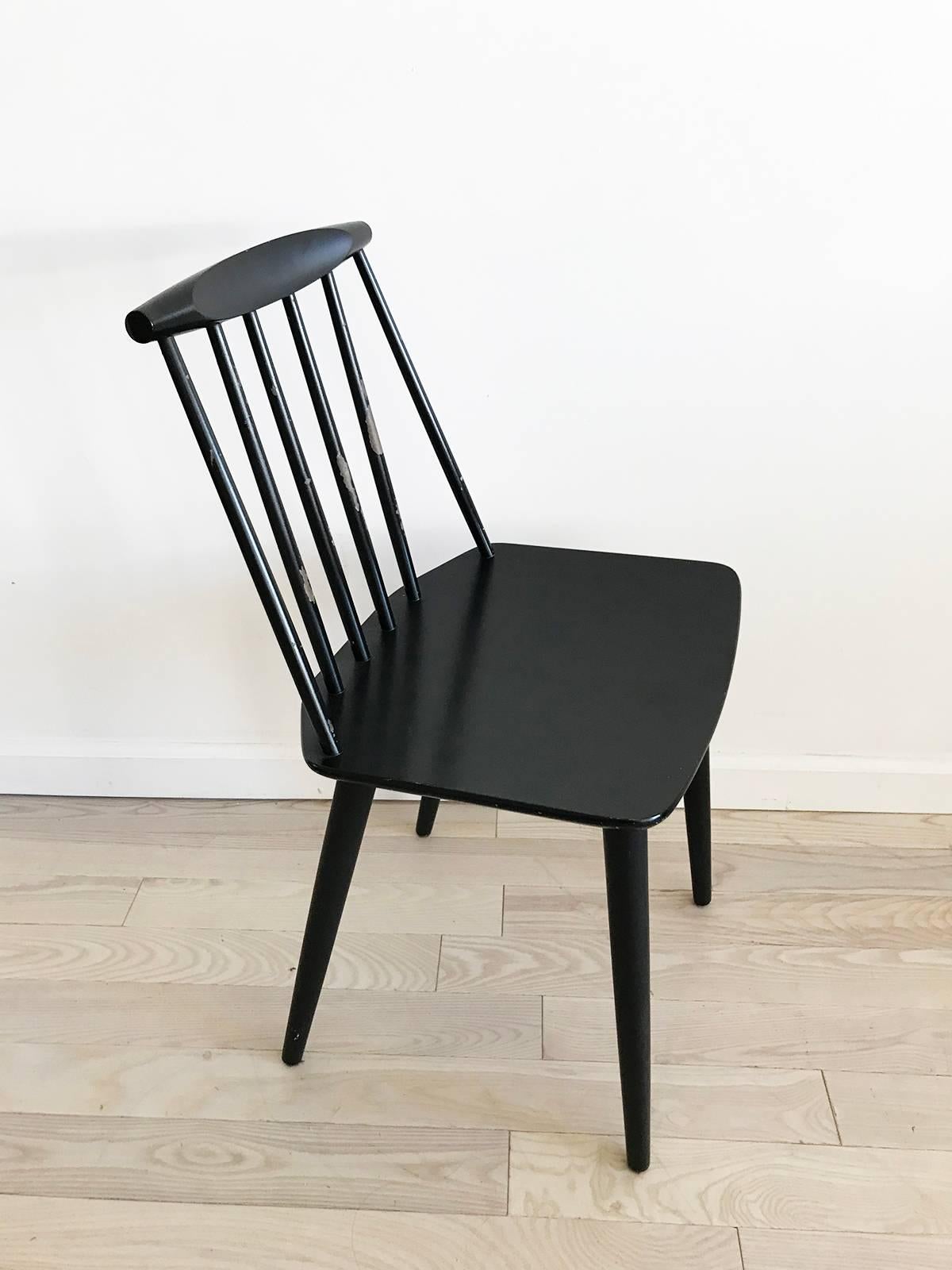 Scandinavian Modern Midcentury Danish Folke Palsson J77 Black Spindle Chair