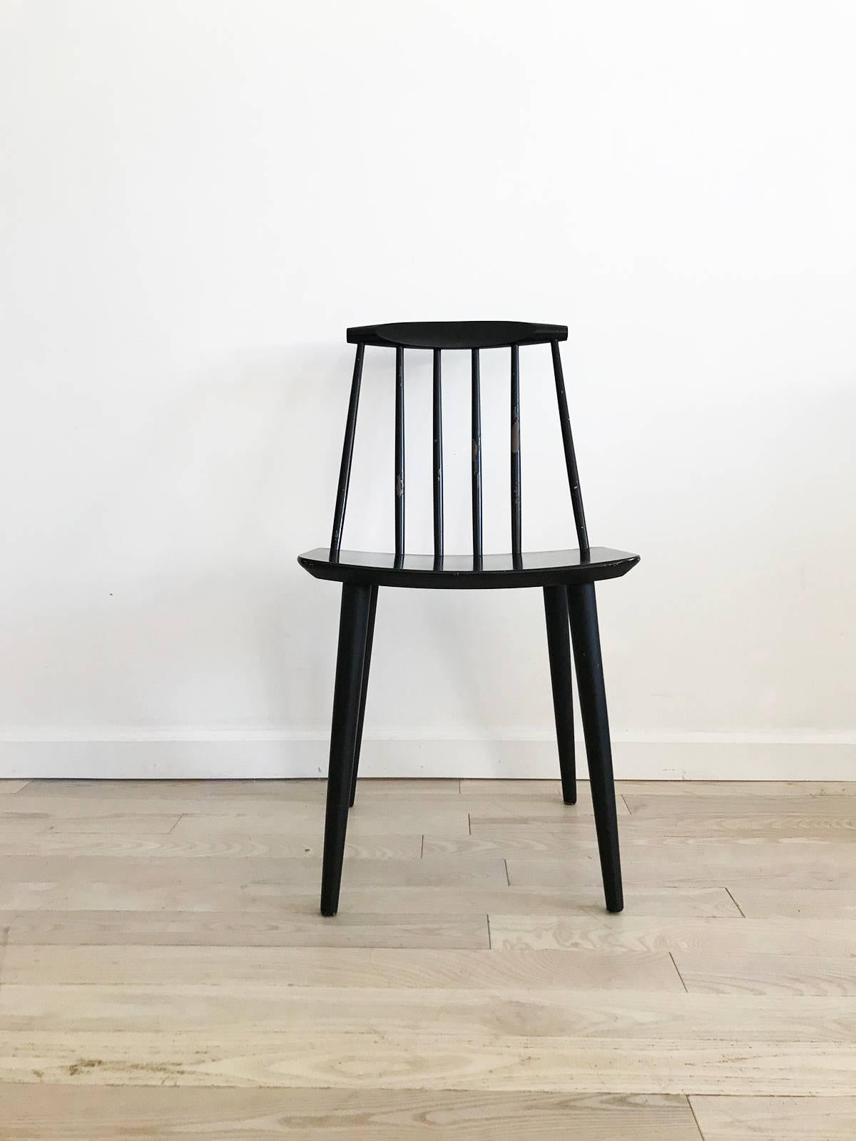 Midcentury Danish Folke Palsson J77 Black Spindle Chair In Excellent Condition In Brooklyn, NY
