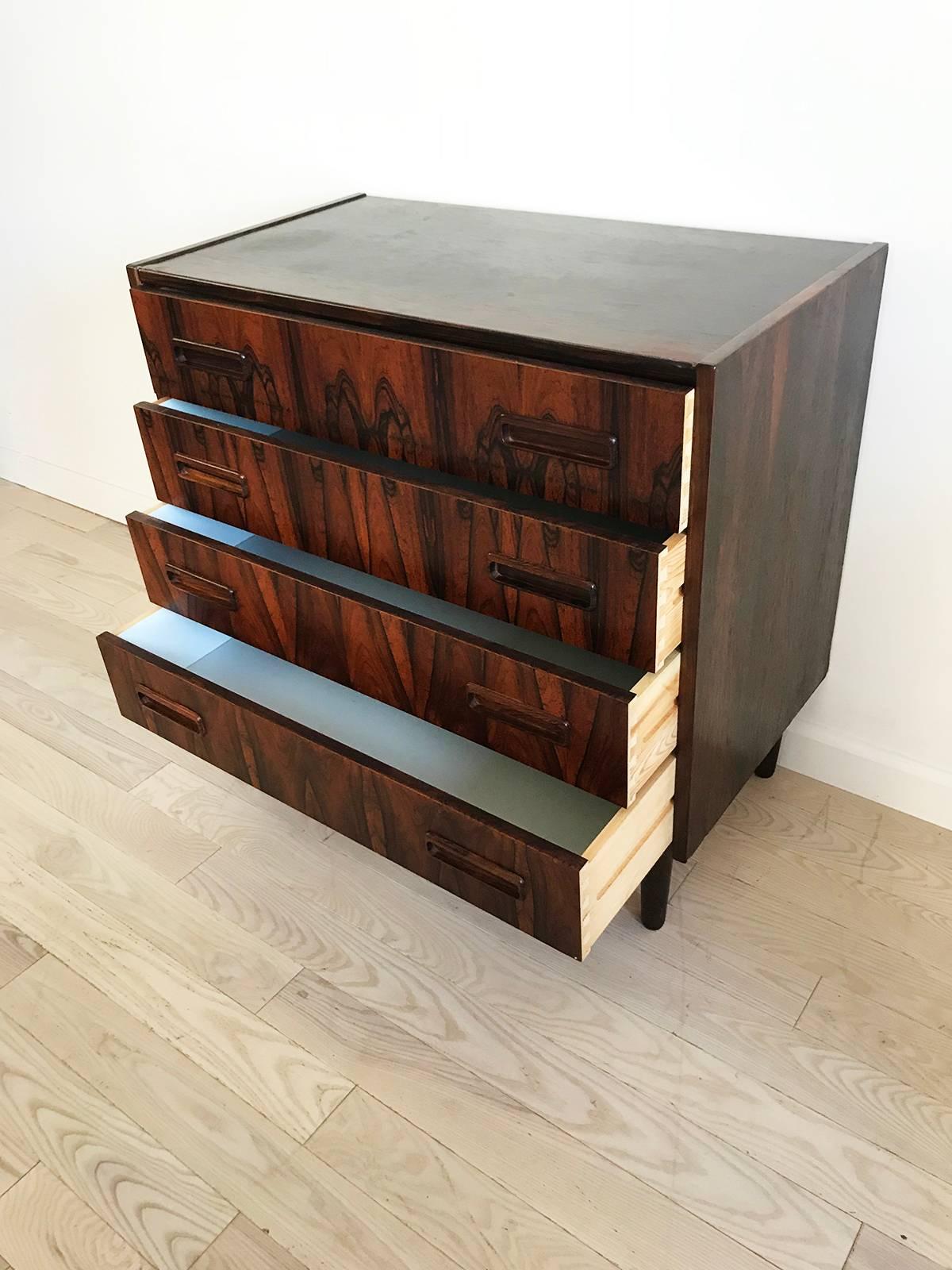 Danish Midcentury Rosewood Small Chest of Drawers with Peg Legs 1