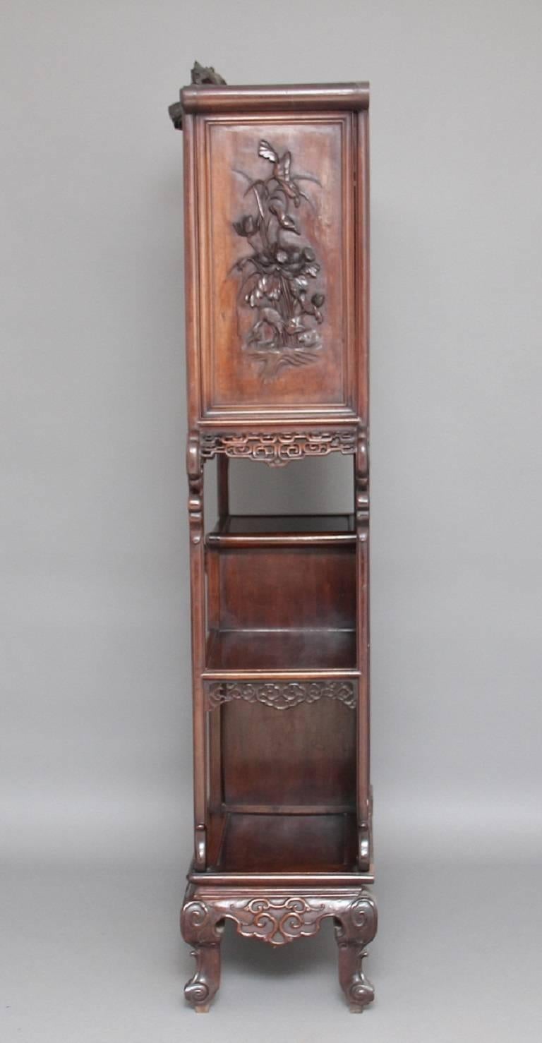 19th Century Chinese Cabinet In Good Condition For Sale In Martlesham, GB