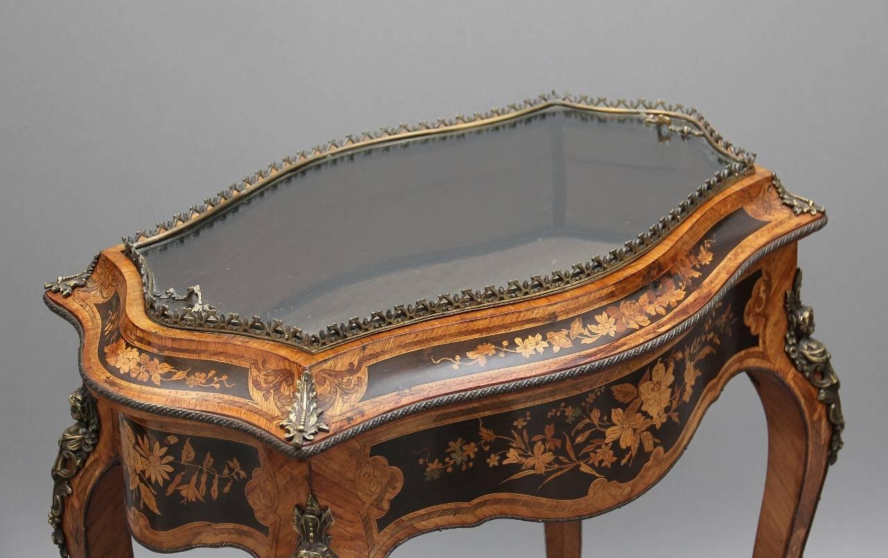 Mid-19th Century 19th Century Kingwood and Inlaid Bijouterie Table