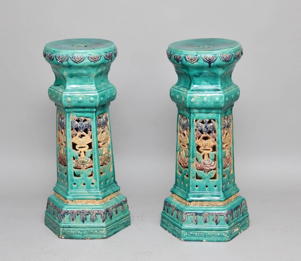 Pair of Early 20th Century Chinese Porcelain Pedestals 5