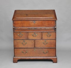 18th Century Oak Maitre 'D' Stand or Desk