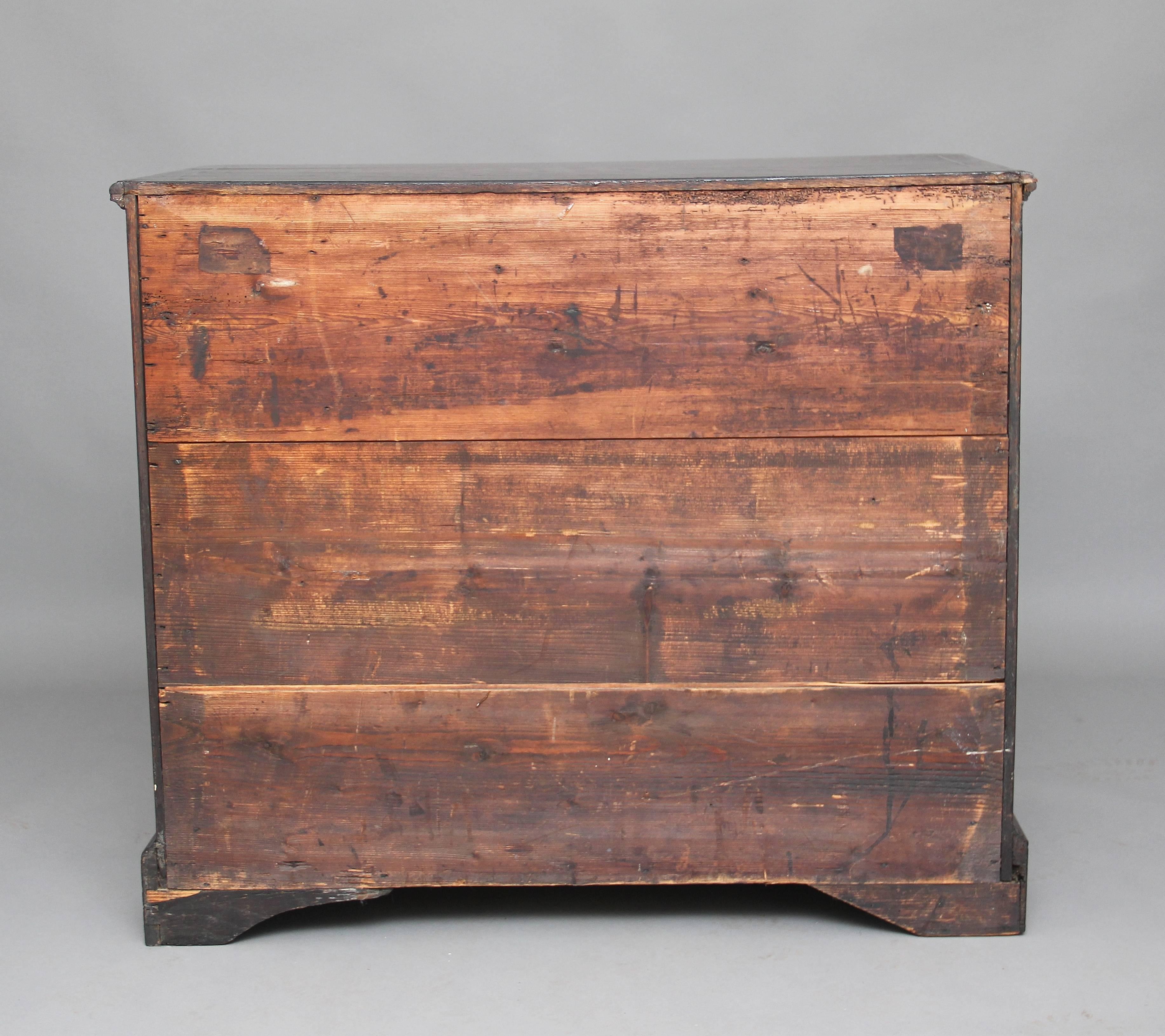 18th Century Oak Chest of Drawers For Sale 4