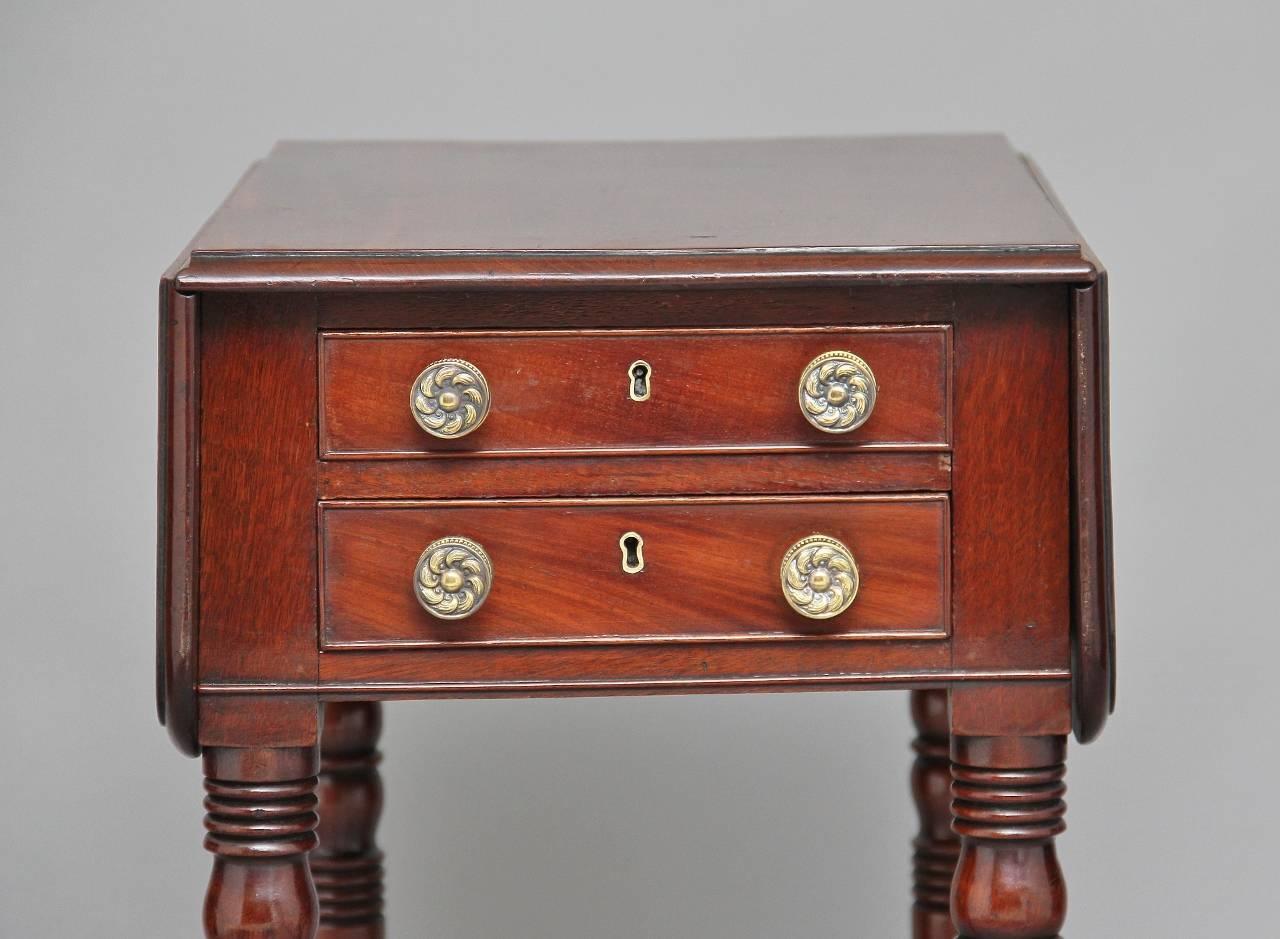 19th Century Mahogany Drop-Leaf Table 5