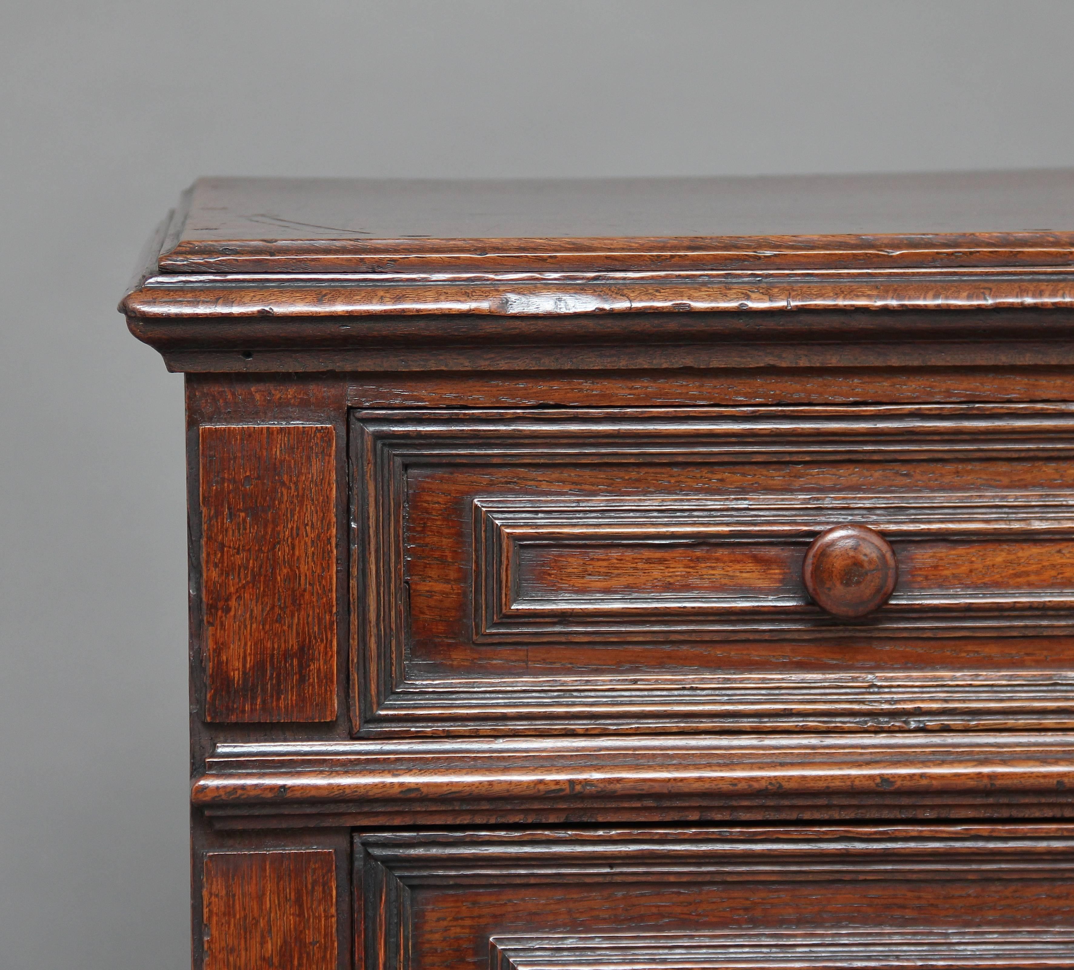 17th Century Oak Chest of Drawers In Good Condition In Martlesham, GB