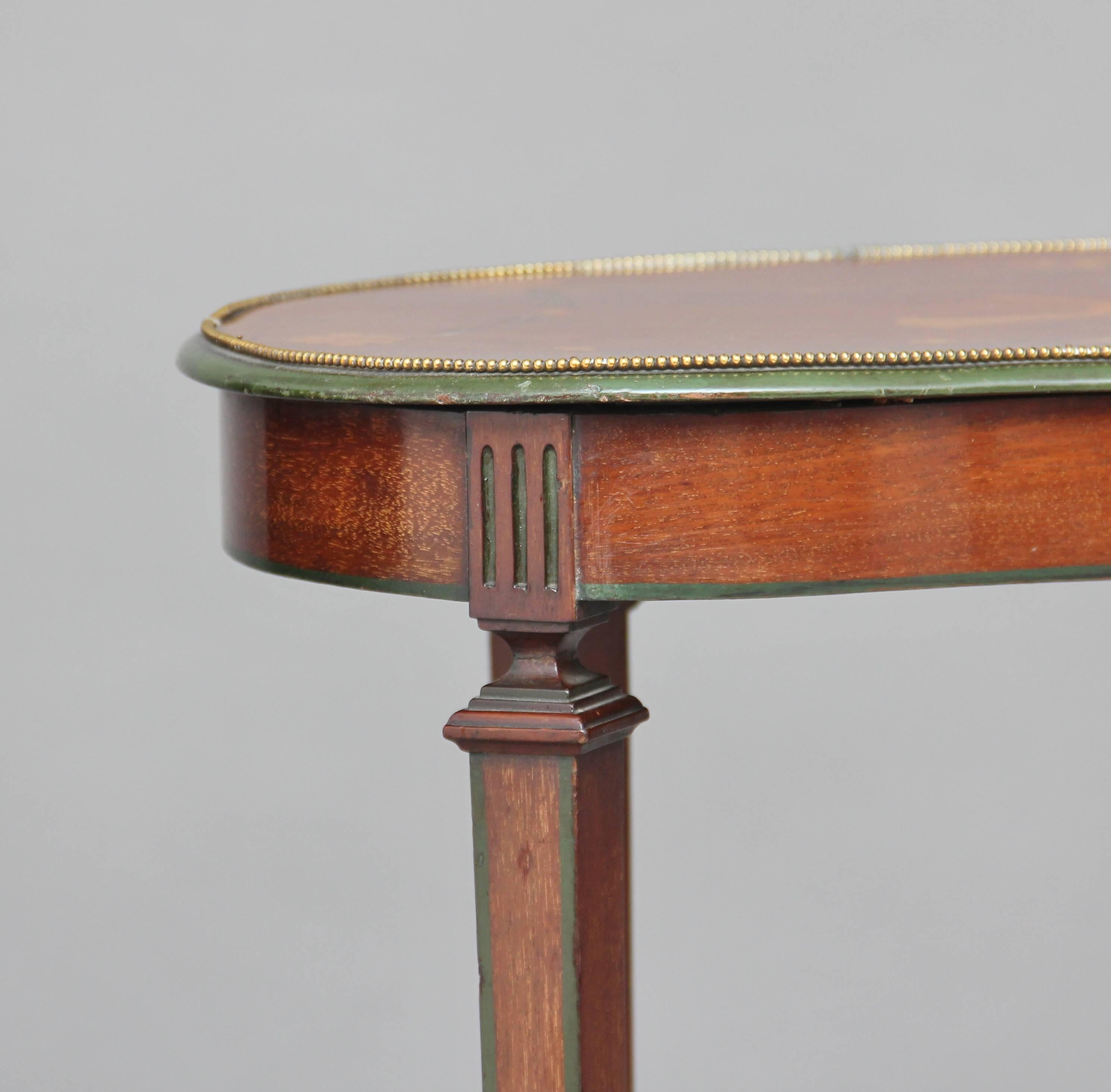 Early 20th Century Mahogany Occasional Table In Good Condition In Martlesham, GB