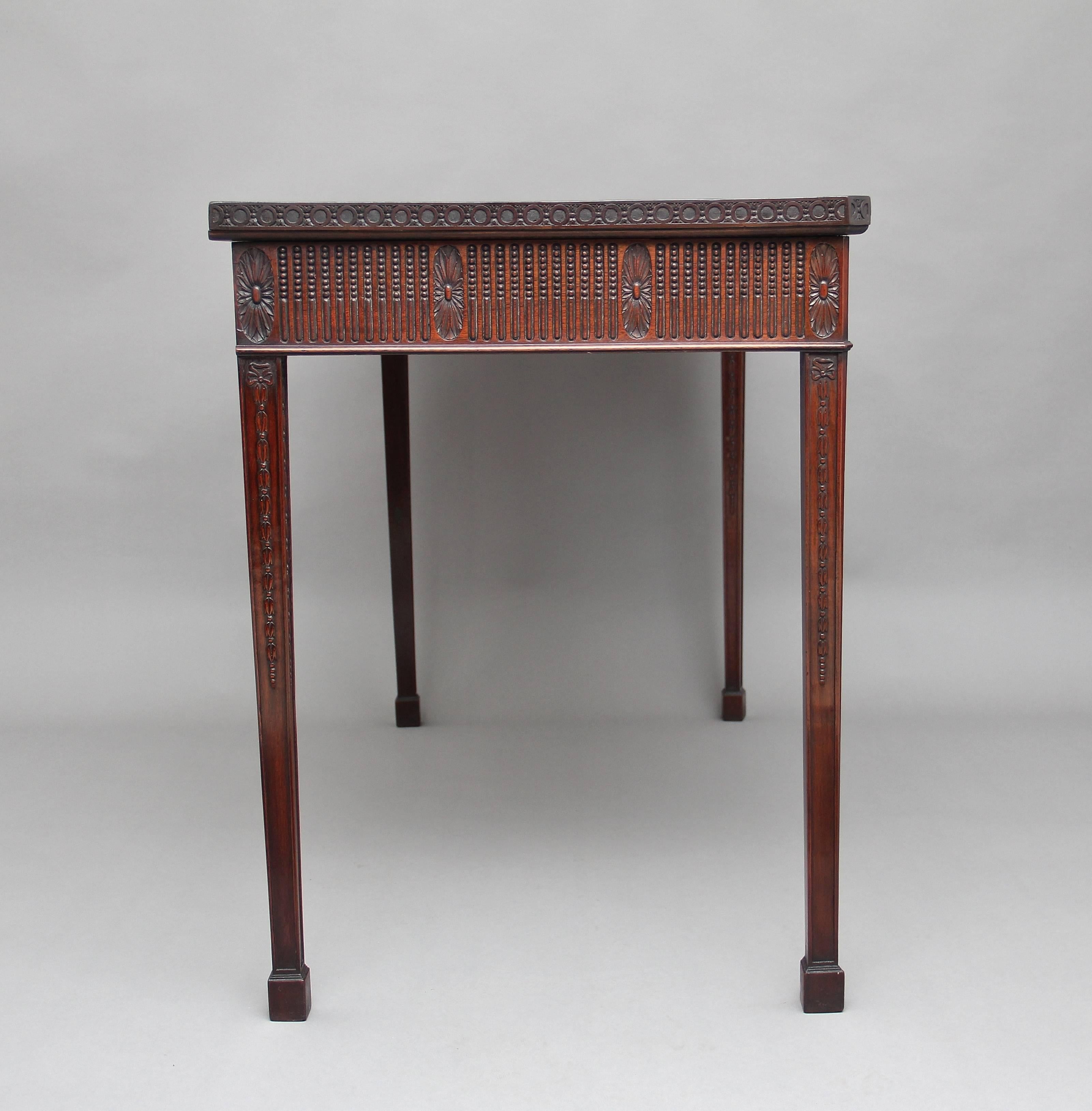 Early 20th Century Carved Serpentine Serving Table 2