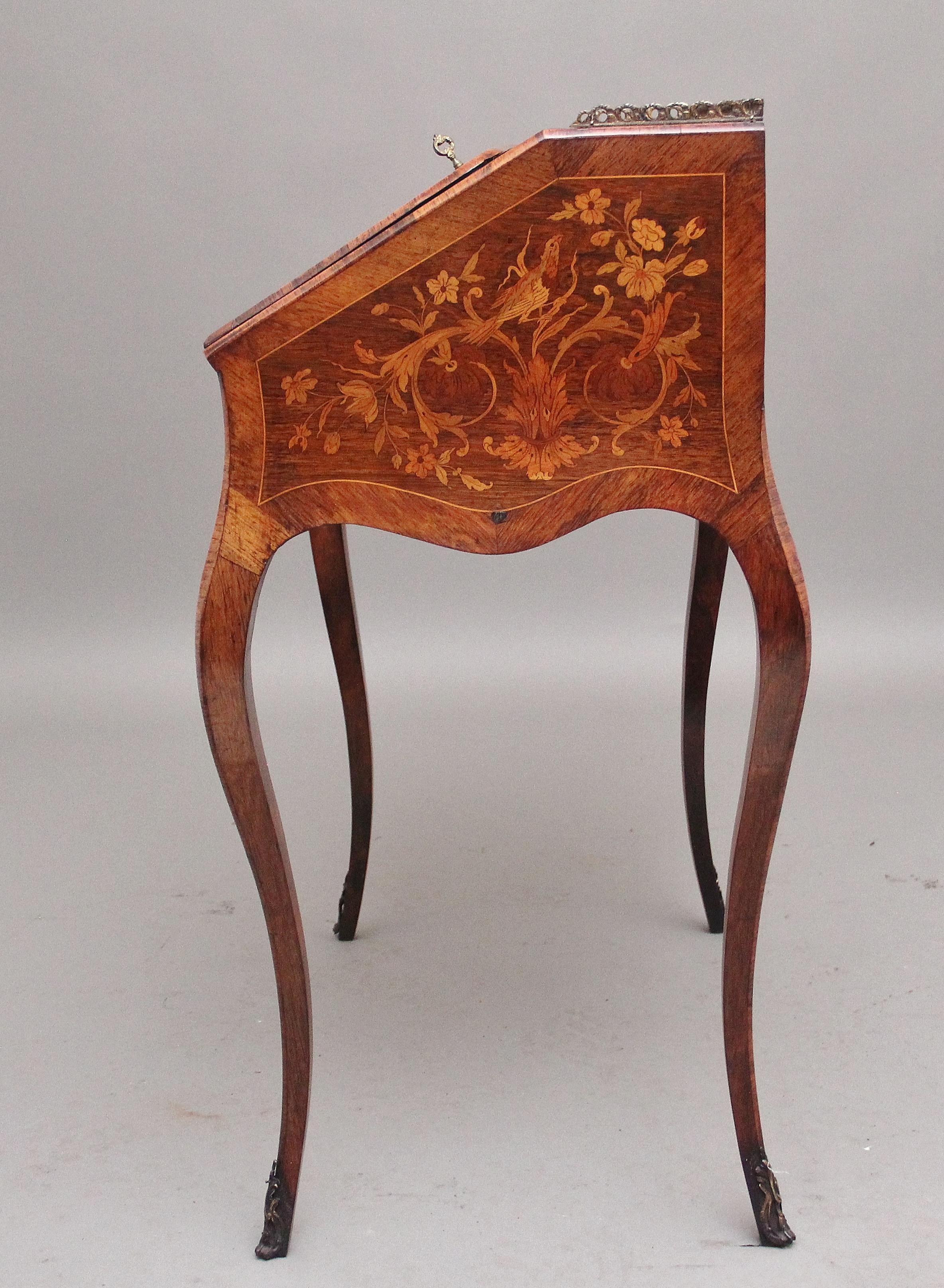 Superb Quality Freestanding 19th Century Kingwood and Marquetry Inlaid Bureau For Sale 4