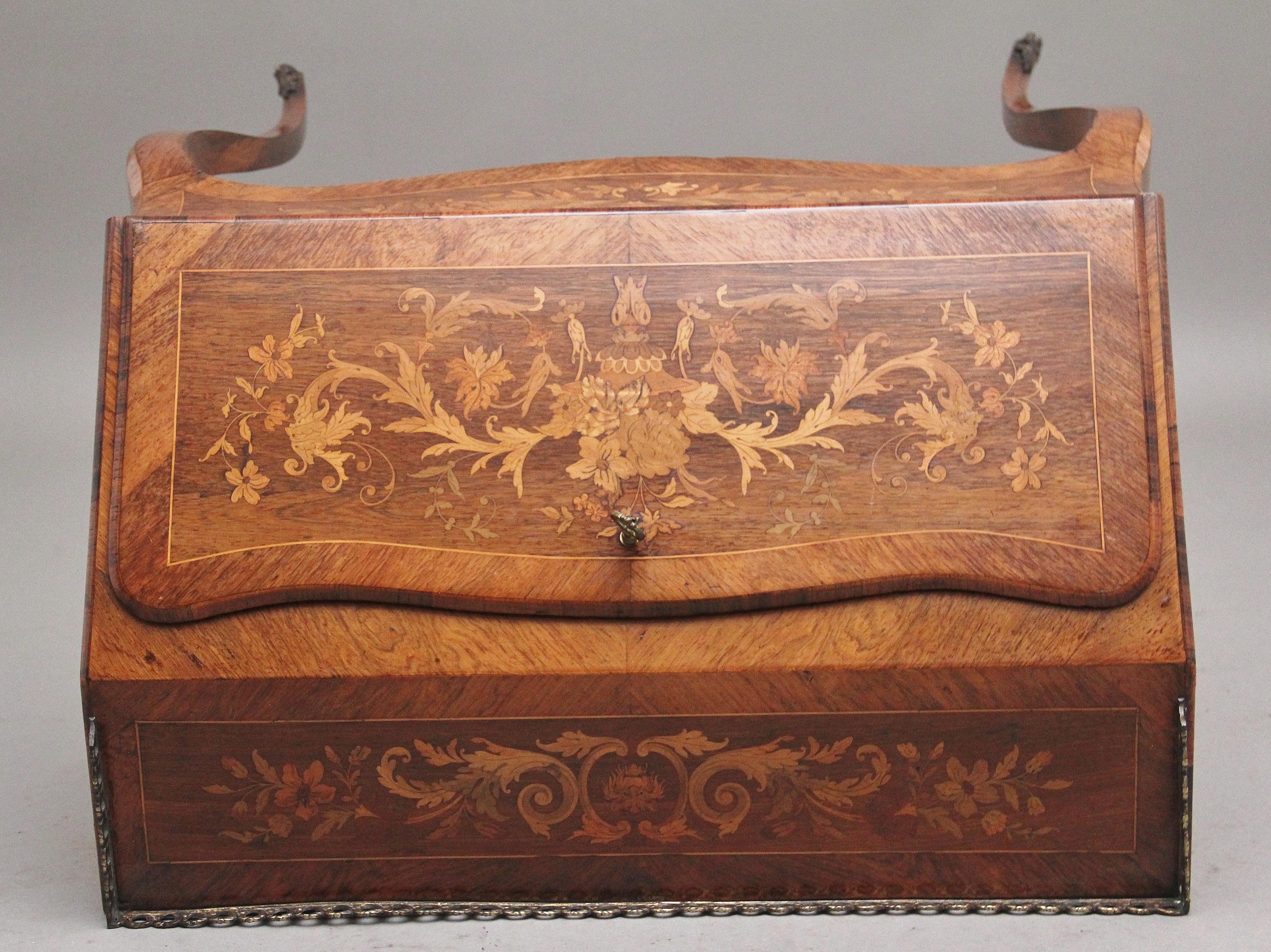 Superb Quality Freestanding 19th Century Kingwood and Marquetry Inlaid Bureau For Sale 7