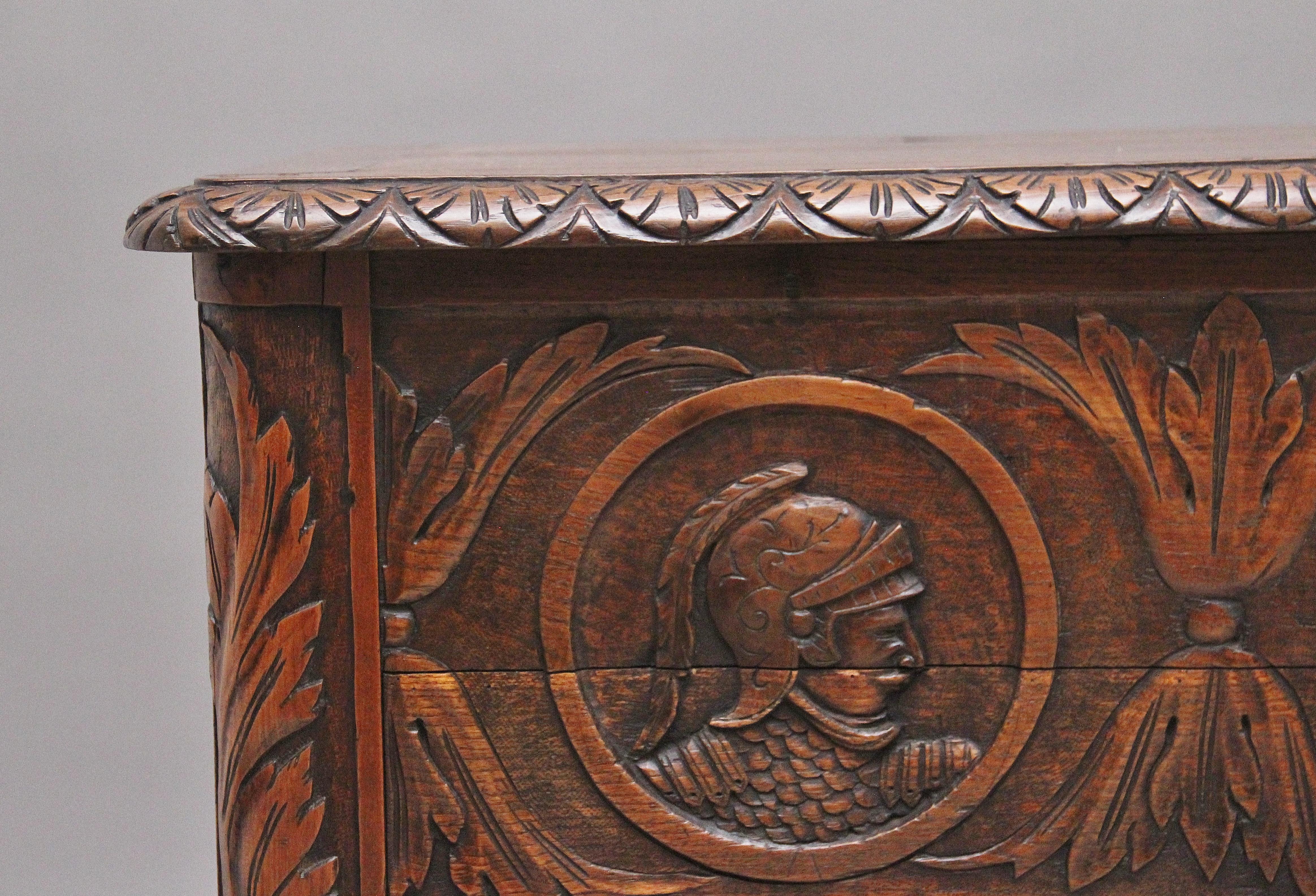 Early 19th Century French carved oak coffer For Sale 2