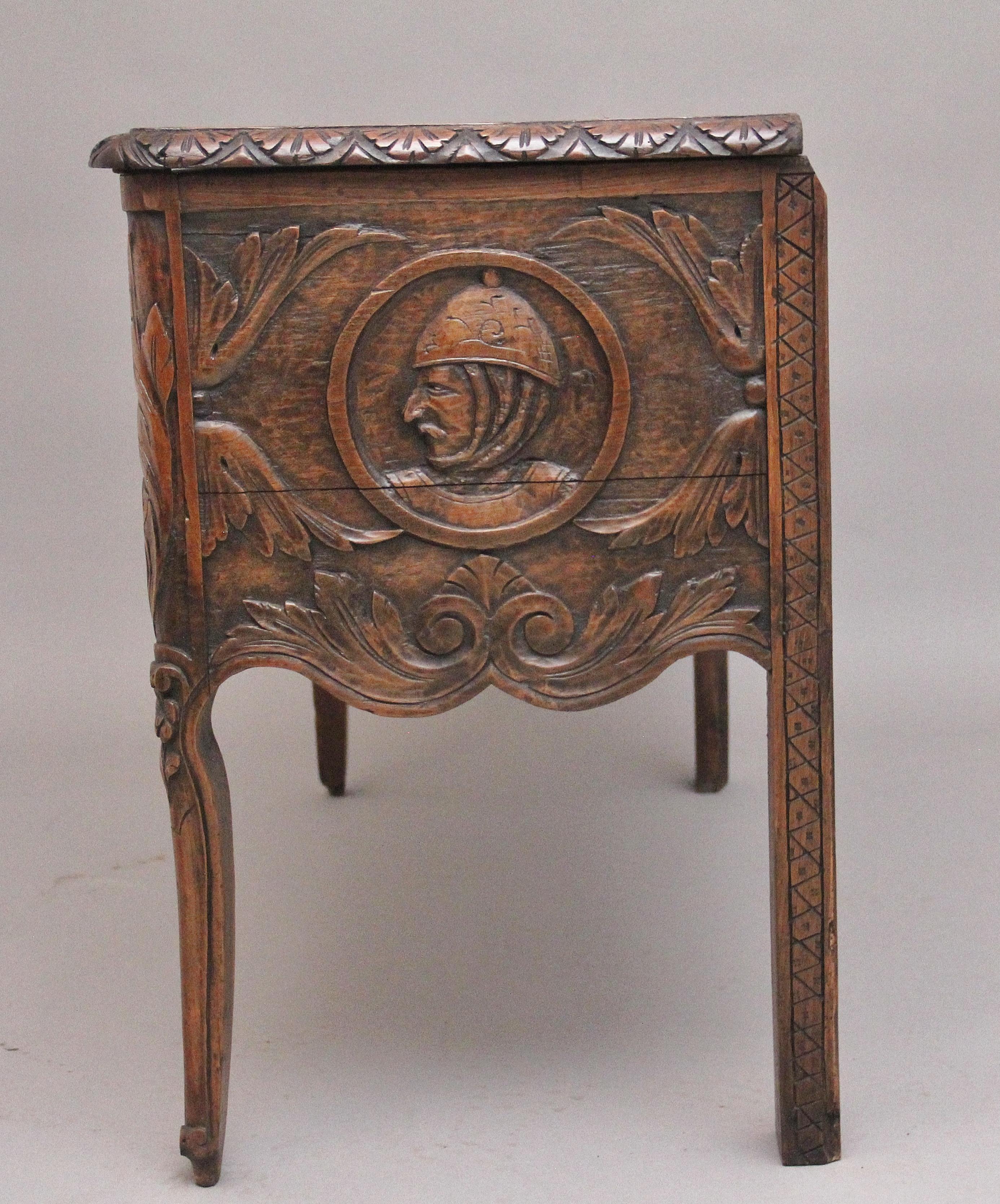 Early 19th Century French carved oak coffer For Sale 8