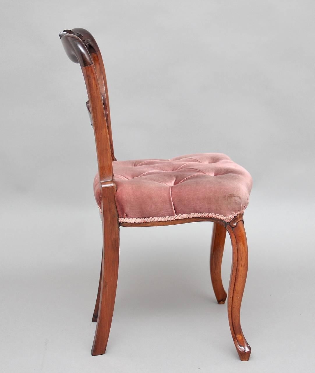 Satz von sechs Esszimmerstühlen aus Palisanderholz aus dem 19. Jahrhundert (Viktorianisch) im Angebot