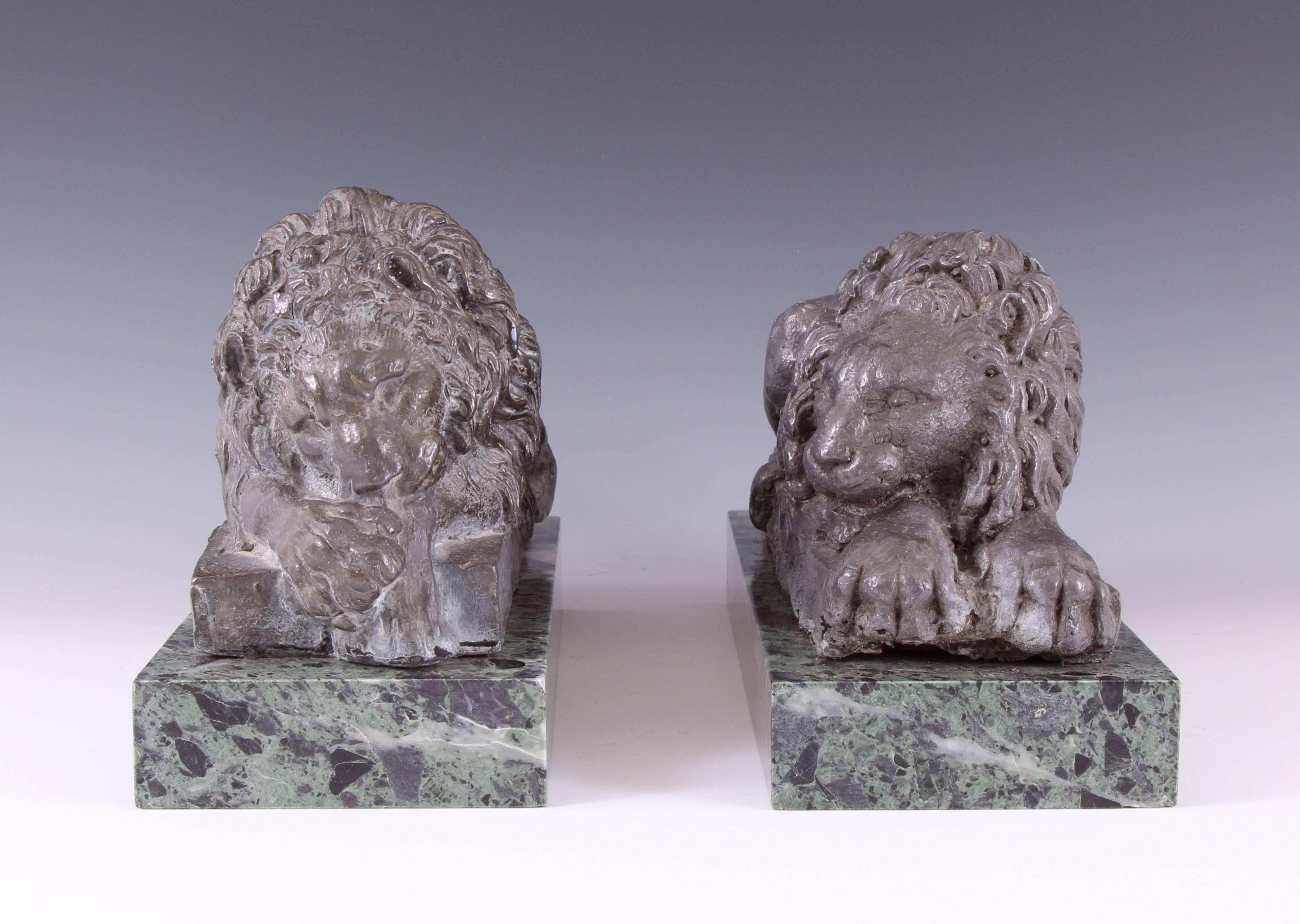 Pair of 19th Century Lead Canova Lions of Marble Plinths In Good Condition In Martlesham, GB