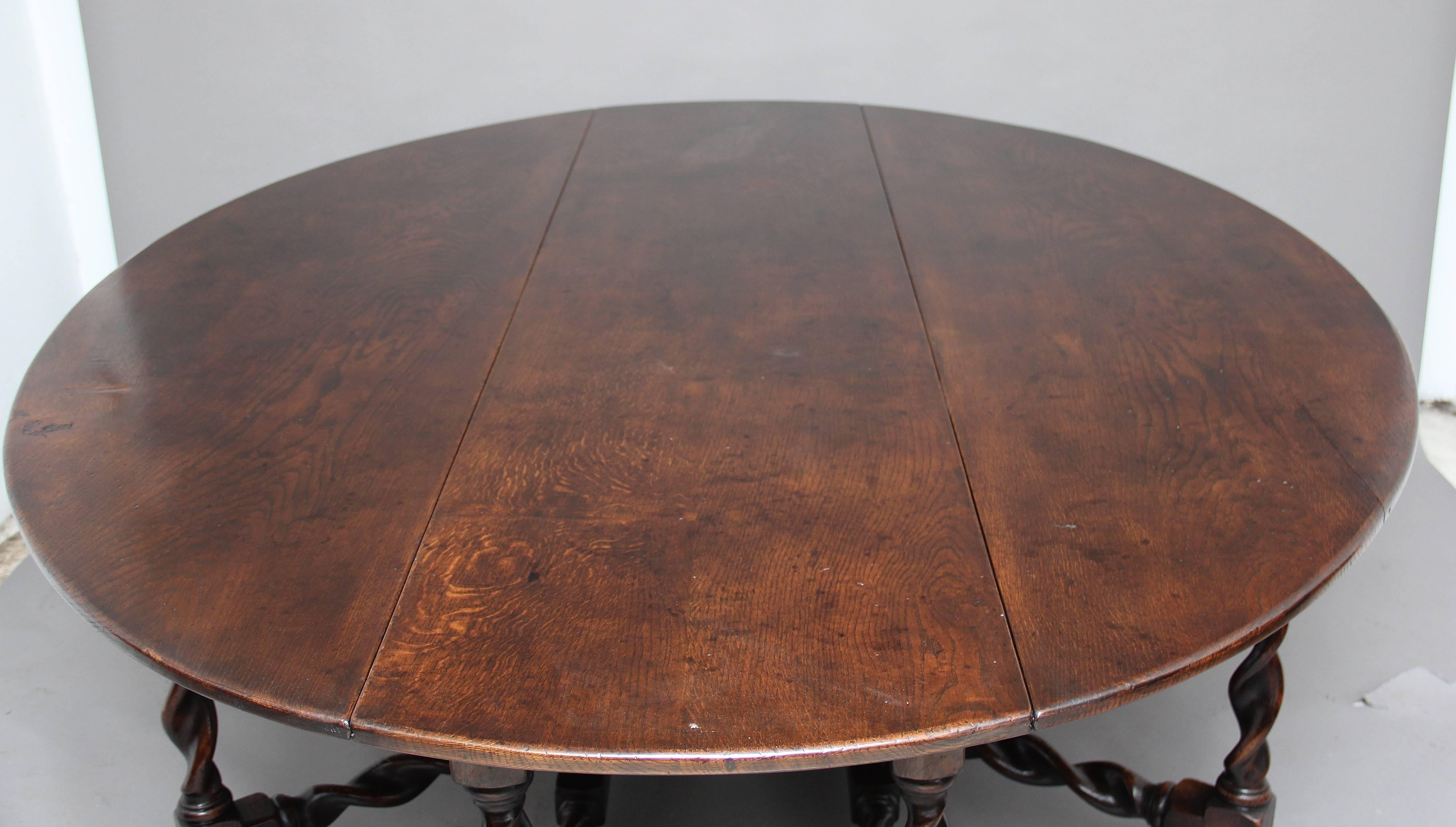 Mid-20th Century Oak Gateleg Table For Sale 2