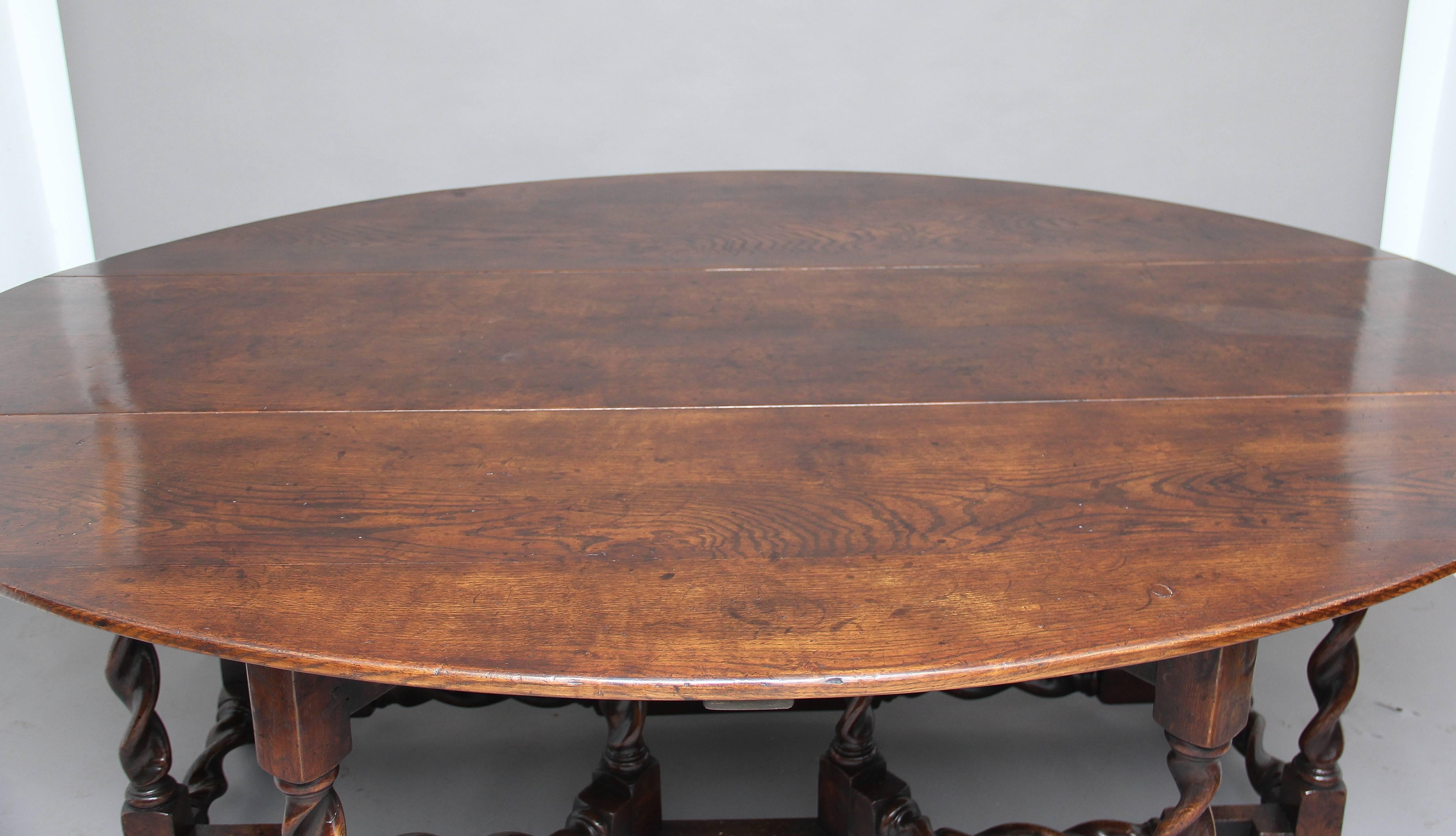 Mid-20th Century Oak Gateleg Table For Sale 5
