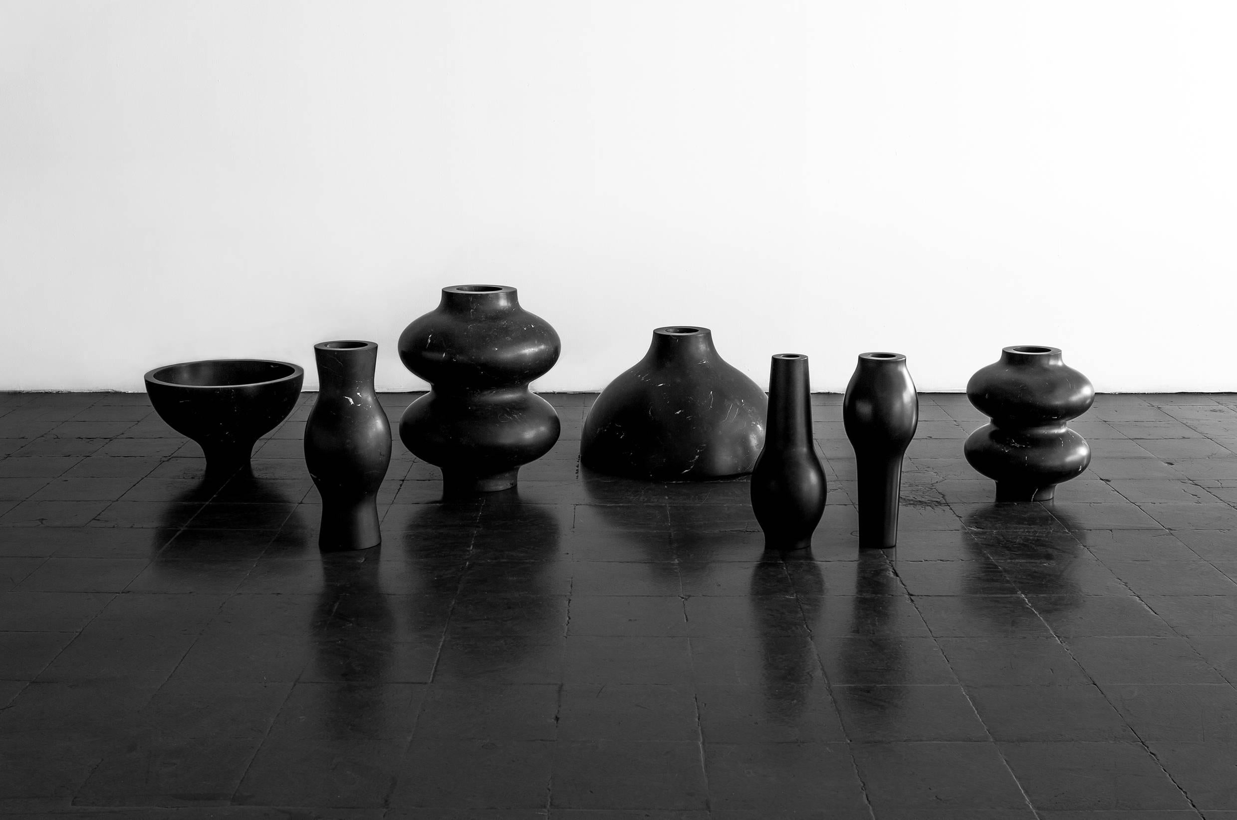 S.R.O Rito Black Marble Vessel #6 'Small' by EWE Studio In New Condition For Sale In Mexico City, CDMX