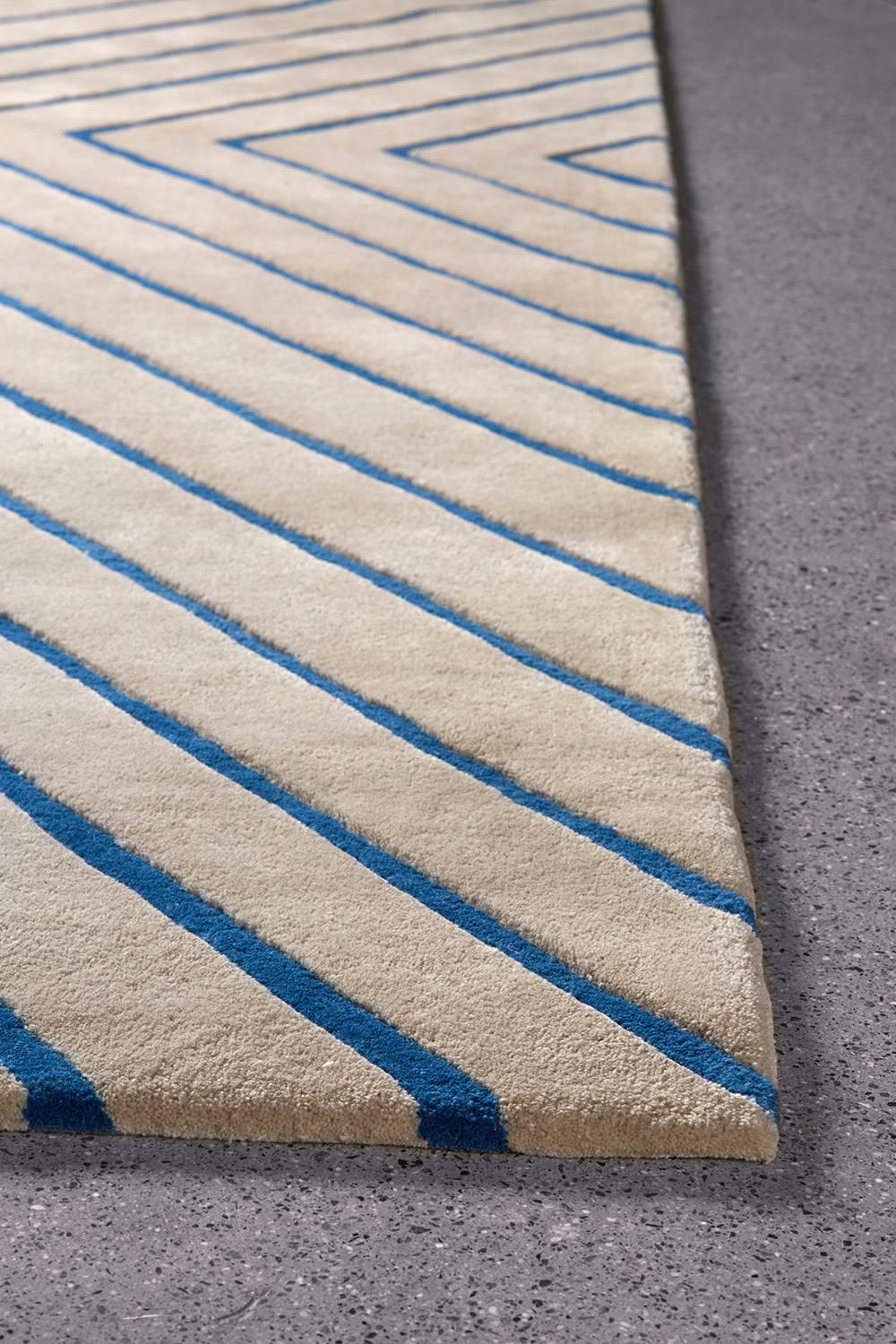 Indian Angela Adams Vibes, Blue and Grey Rug, Geometric, Wool, Handcrafted, Modern For Sale