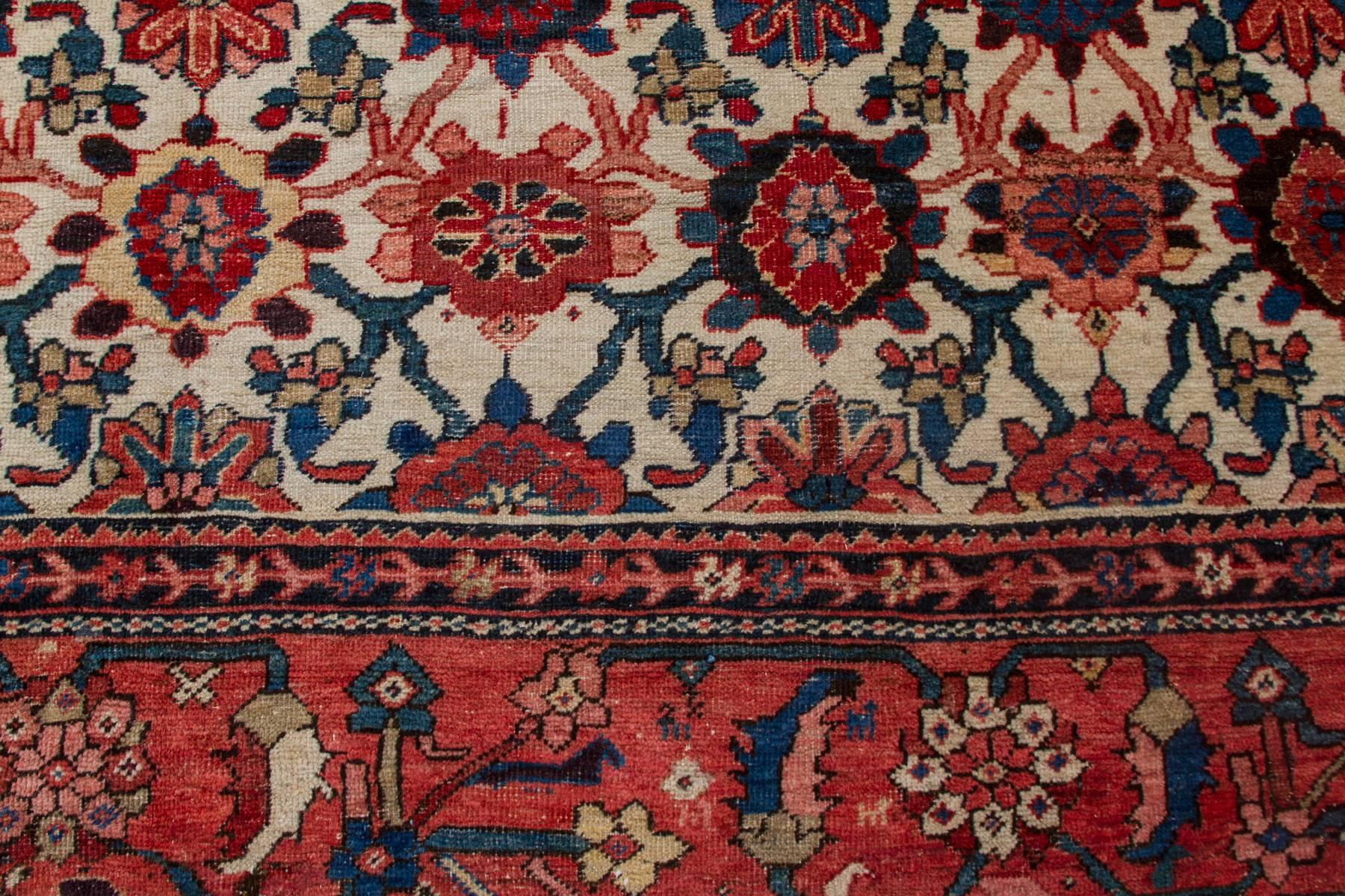 Mahal Mina Khani Rug In Excellent Condition For Sale In Chicago, IL