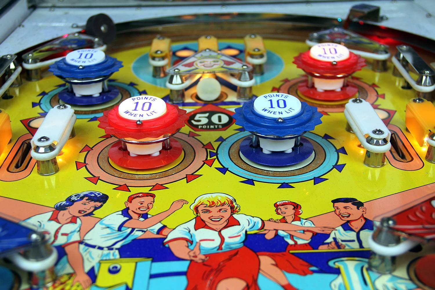 North American Gottlieb Bowling Queen, Vintage Pinball Machine 1964, Fully Restored For Sale