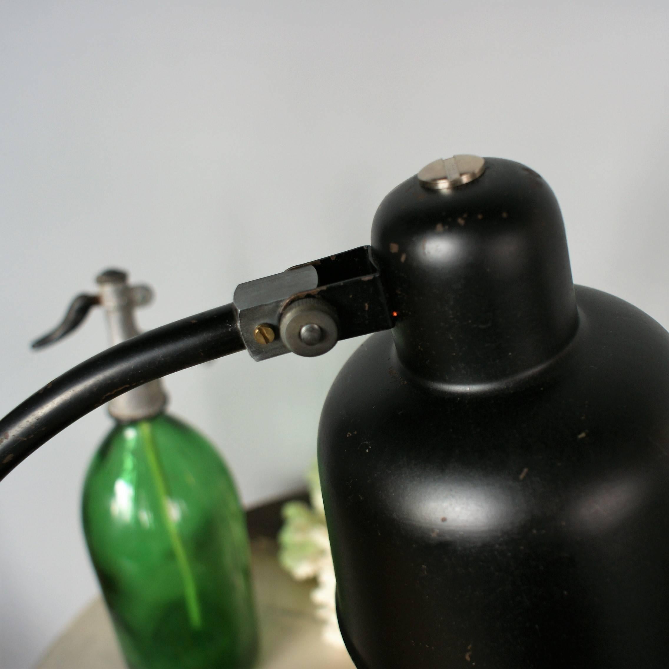 Acier Christian Dell lampe de bureau Bauhaus laquée noire, Allemagne, années 1930 en vente