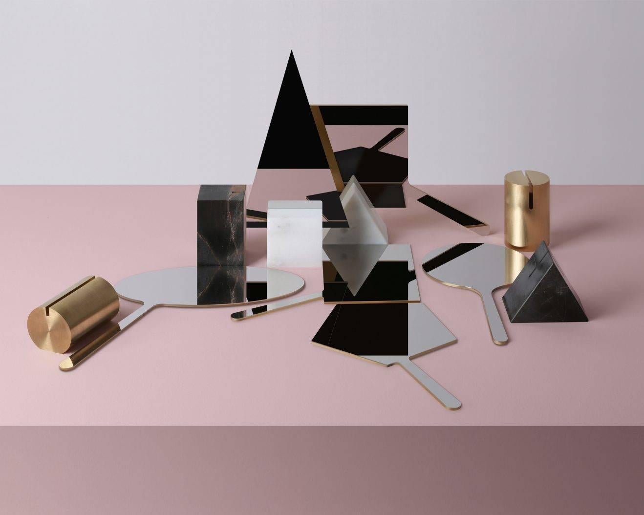 Kleiner Spiegel „Square Modell“ von Richard Yasmine, „Square“-Stil (Minimalistisch) im Angebot