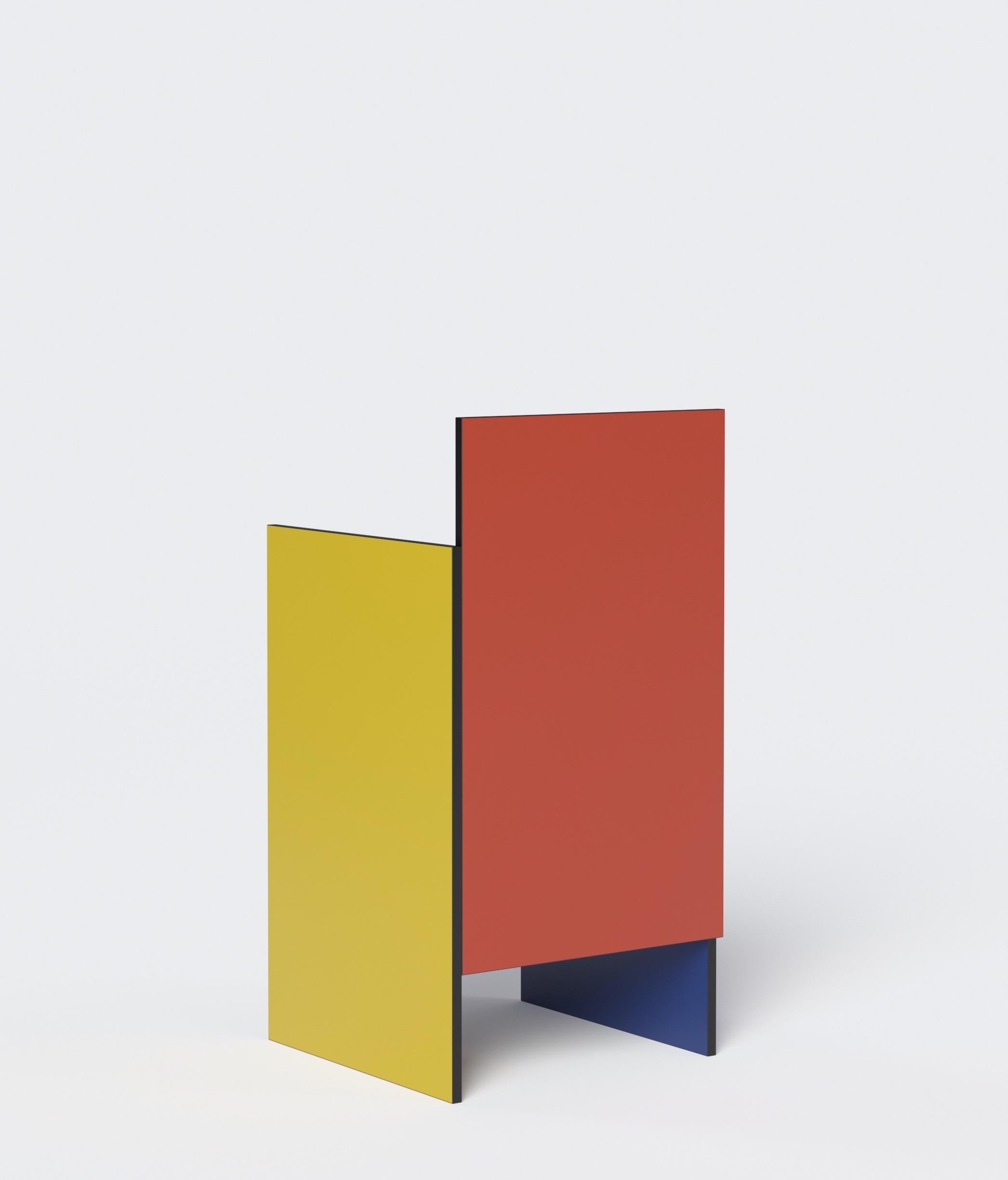 Stuhl „Avant Garde“ im Bauhaus-Stil, ein Armlehne, Farbe Ihrer Wahl im Angebot 3