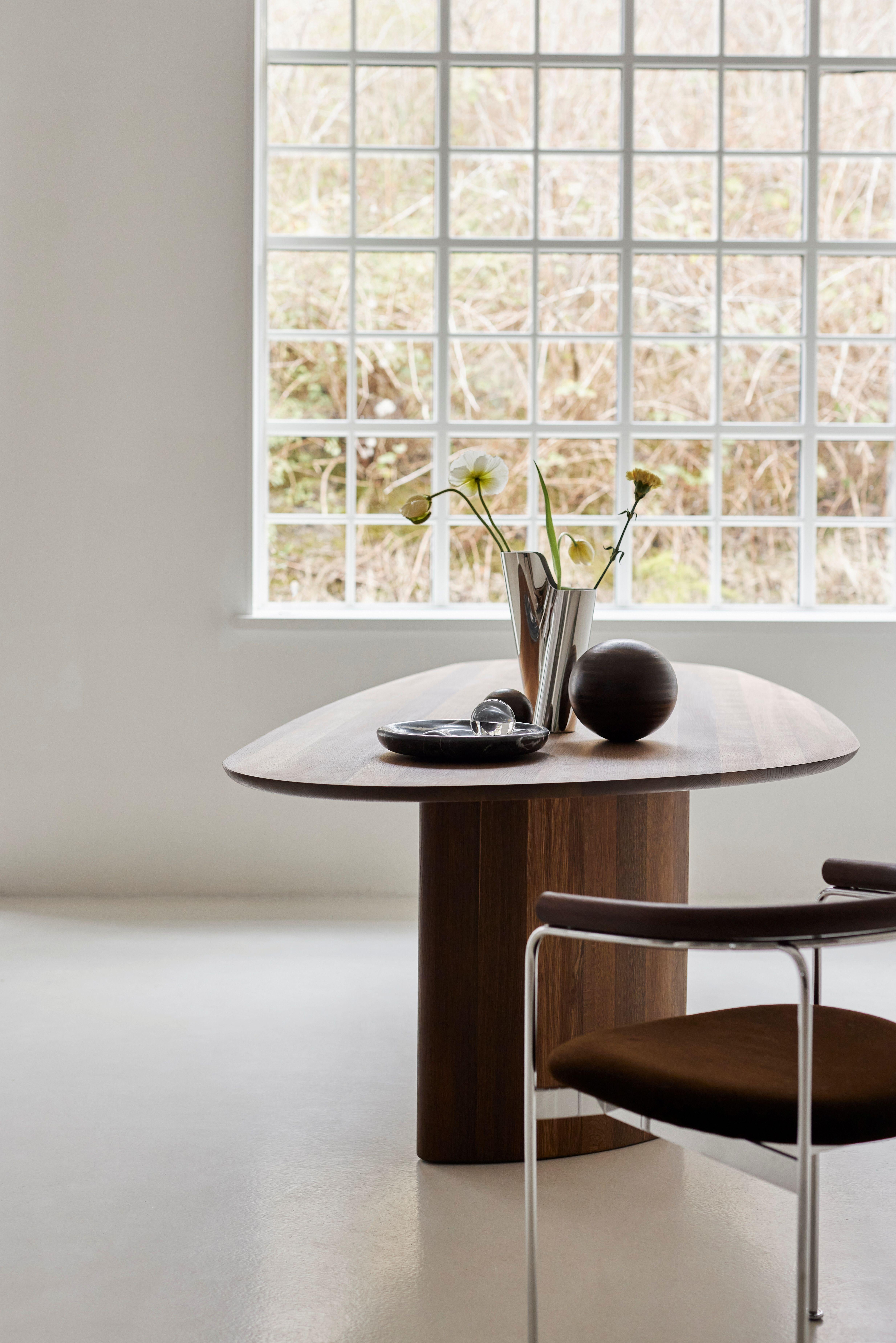 Contemporary Rectangular Dining Table 'Tangent' by DK3, Lacquered Oak, 270 cm For Sale 4