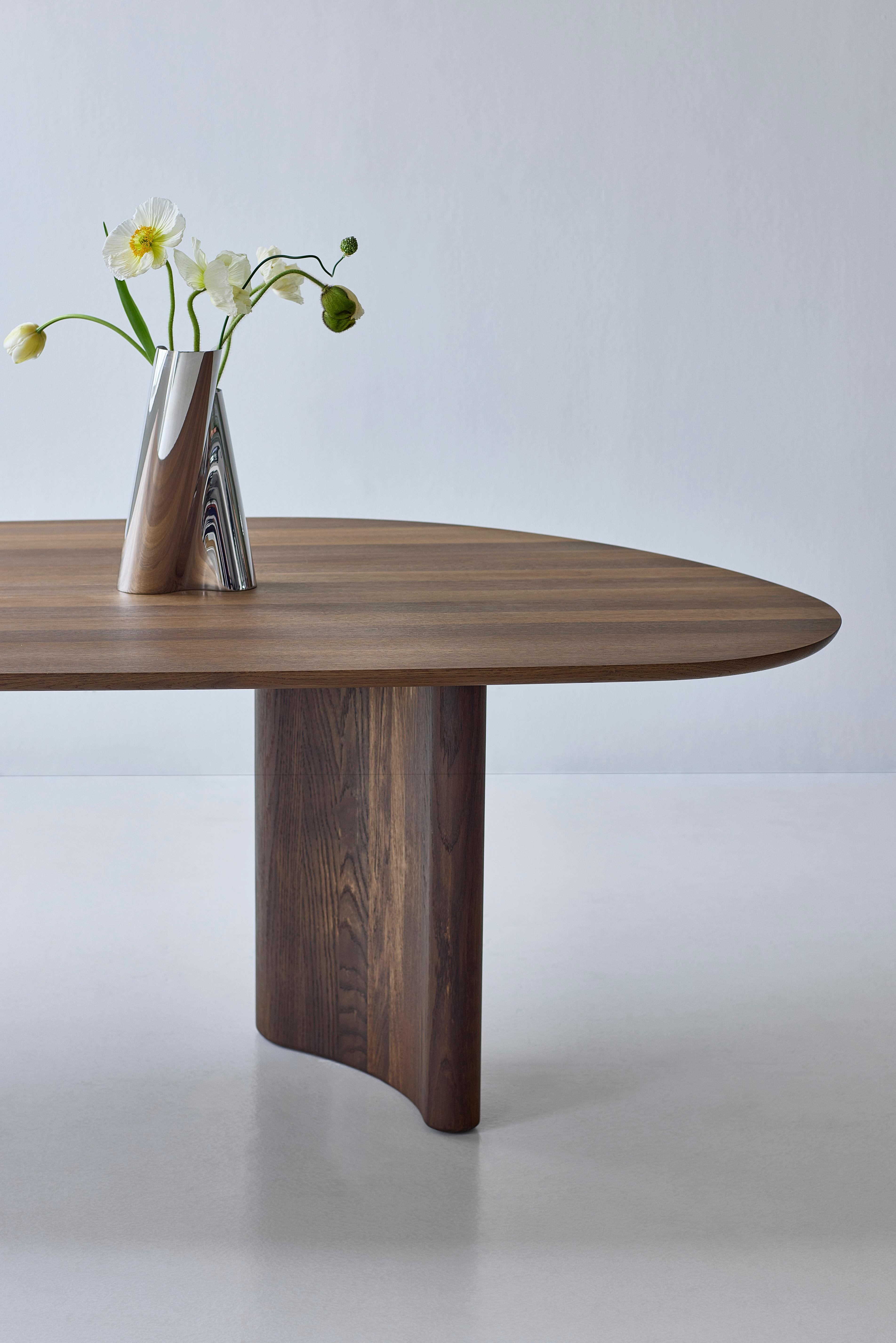 Contemporary Rectangular Dining Table 'Tangent' by DK3, Lacquered Oak, 270 cm For Sale 8
