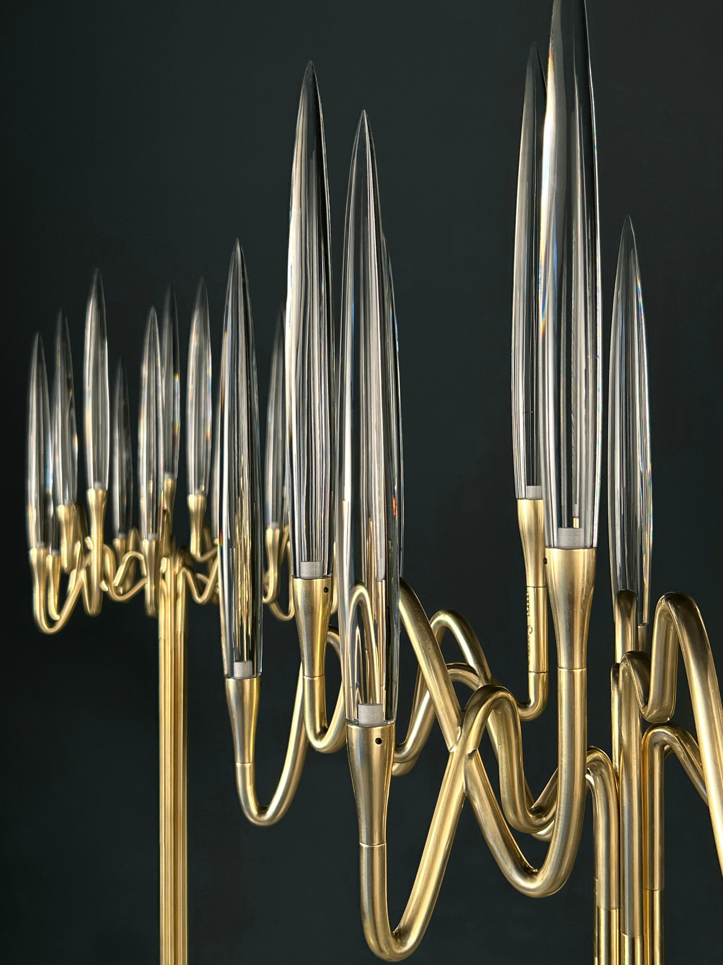 „Il Pezzo 3 Stehlampe“ – Messing in Goldausführung – Kristall – LEDs im Angebot 6