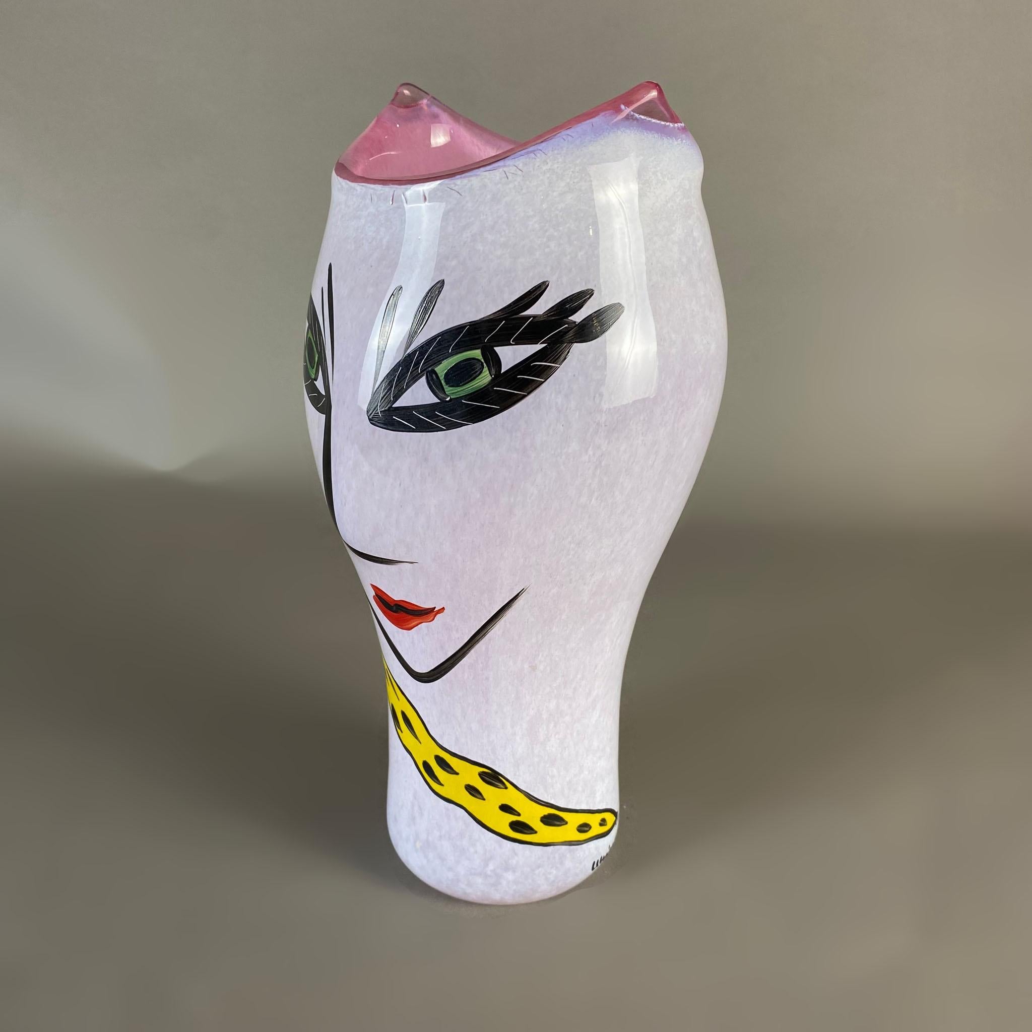 Vaso di fiori Open Minds Pink Face di Ulrica Hydman-Vallien per Kosta Boda In condizioni buone in vendita a Mexico City, MX