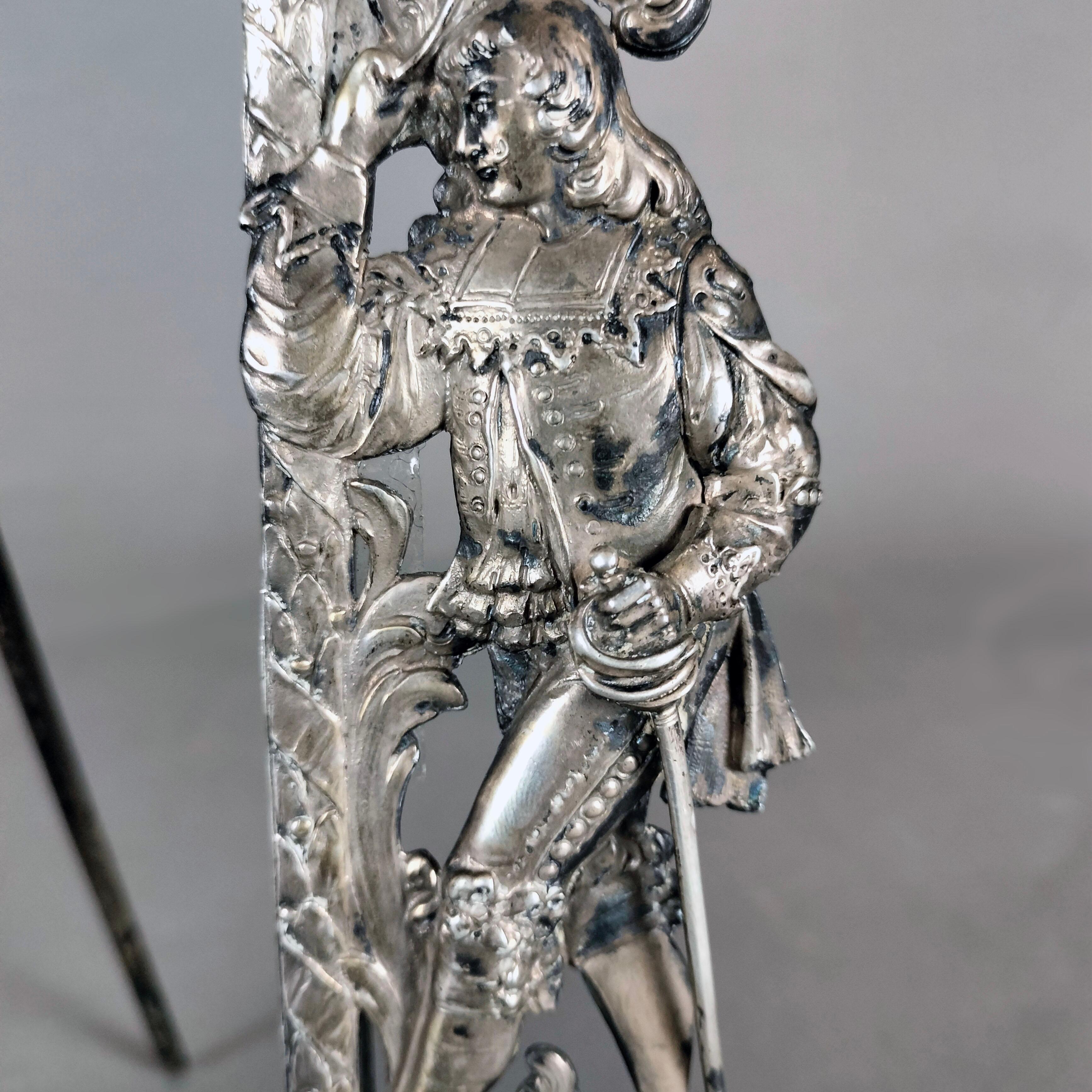 Repoussé Late 19th Century B. Neresheimer & Söhne Rococó Style .810 Silver Picture Frame For Sale