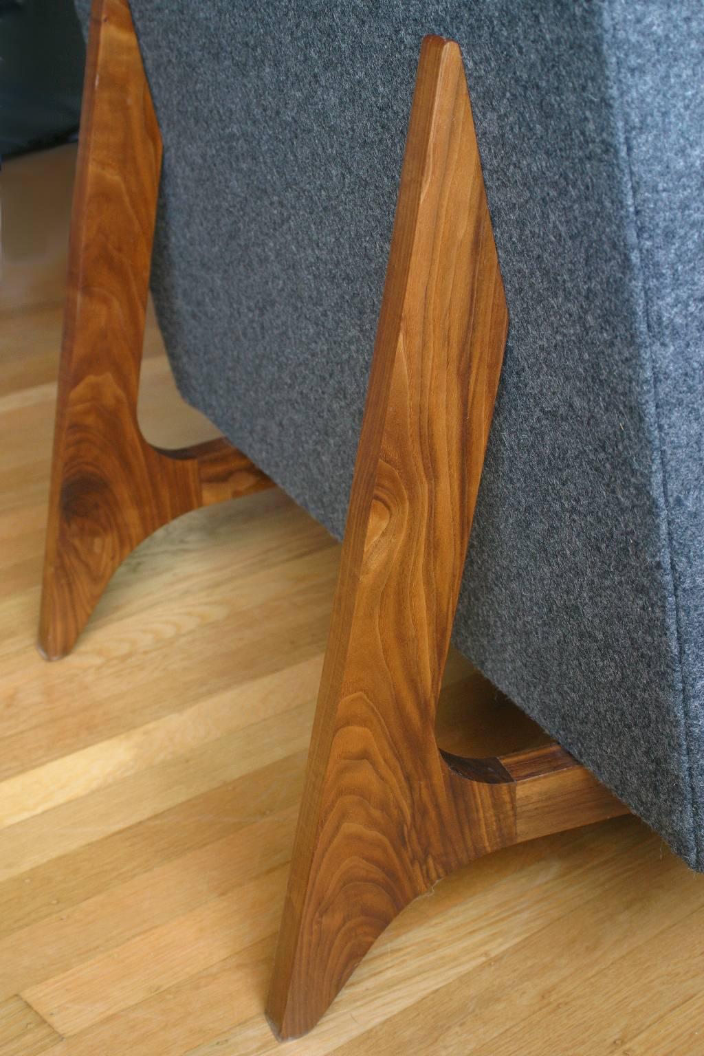 Modern Upholstered Lounge Chair with Walnut Base and Tufted Seat Back In New Condition For Sale In Portland, OR