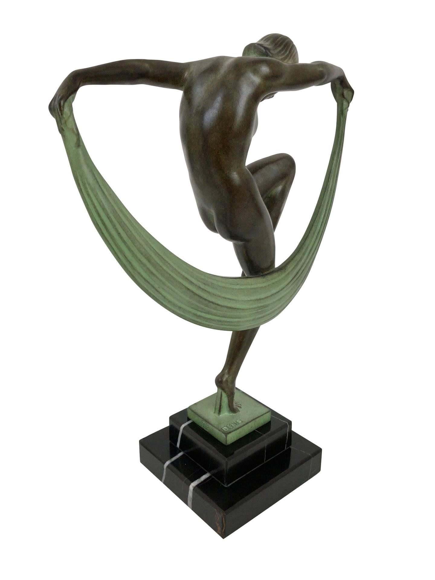 Dancer Sculpture in Spelter, Folie by Denis, Original Max Le Verrier In Excellent Condition In Ulm, DE