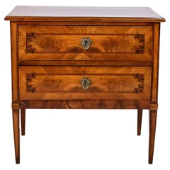 Handpolished 1780s Louis Seize XVI Chest Of Drawers In Nutwood