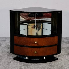 Art Deco Walnut and Black Lacquer Corner Bar Cabinet with Mirrors, 1930s